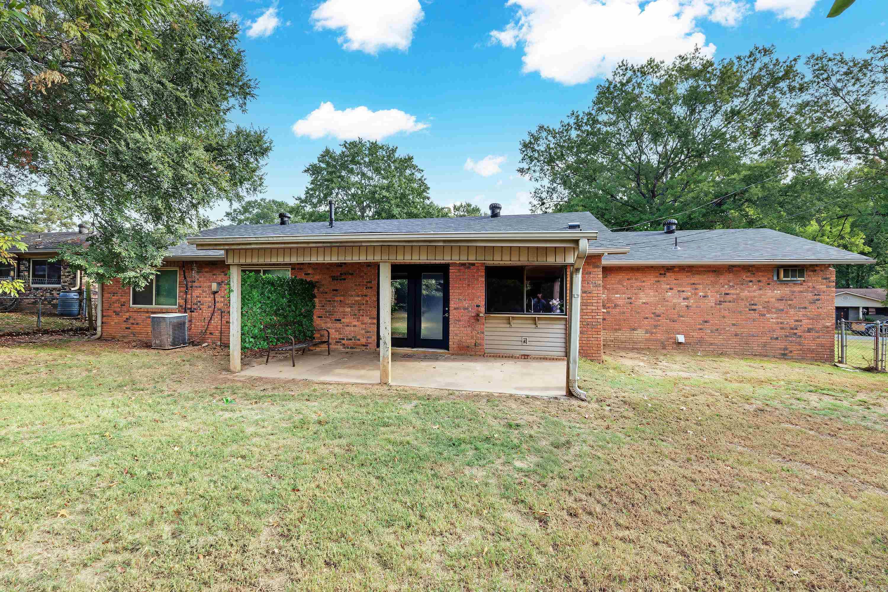 8609 Northgate Drive Property Photo 36