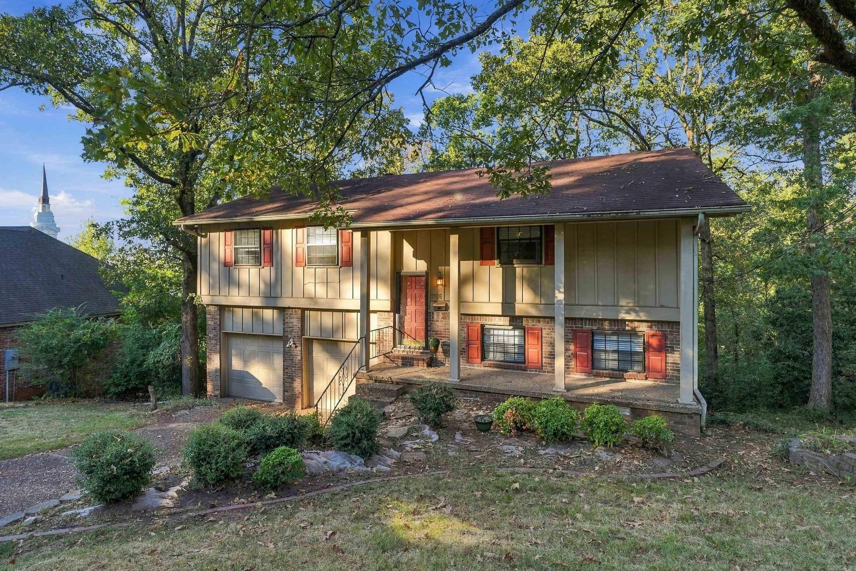 1306 Starfield Road Property Photo 2