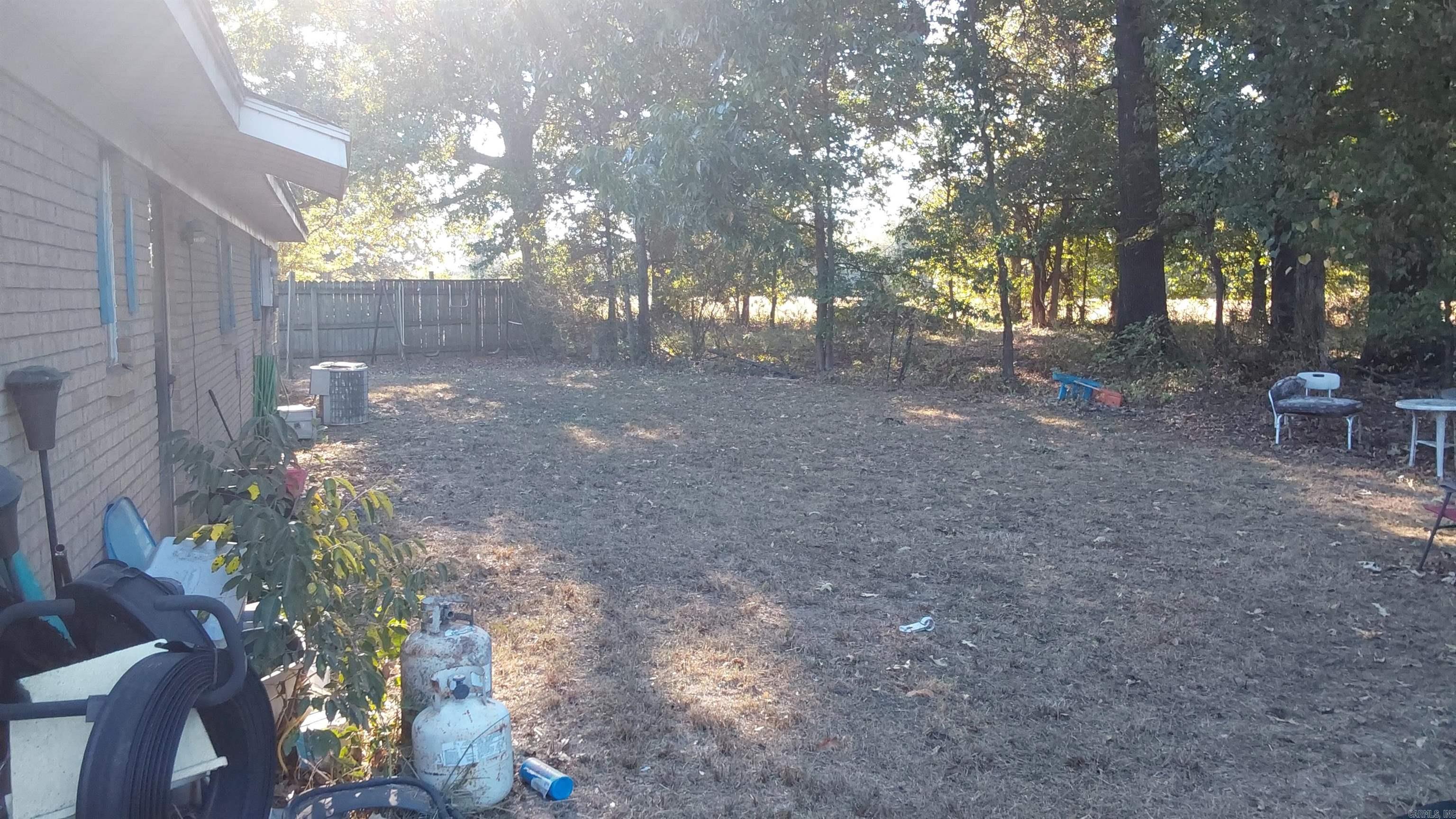 1218 S Long Street Property Photo 4