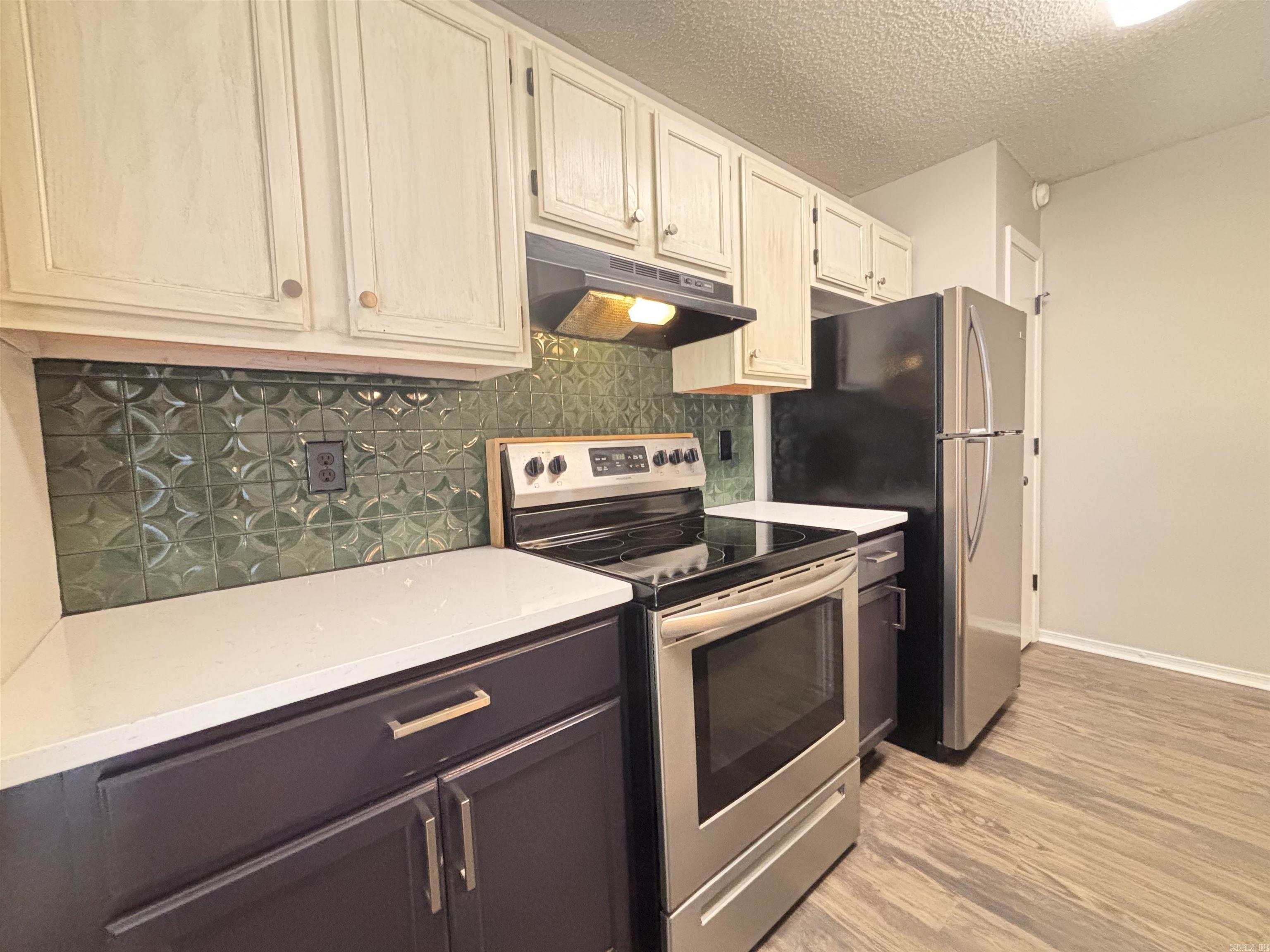 408 Bryant Meadows Drive Property Photo 10