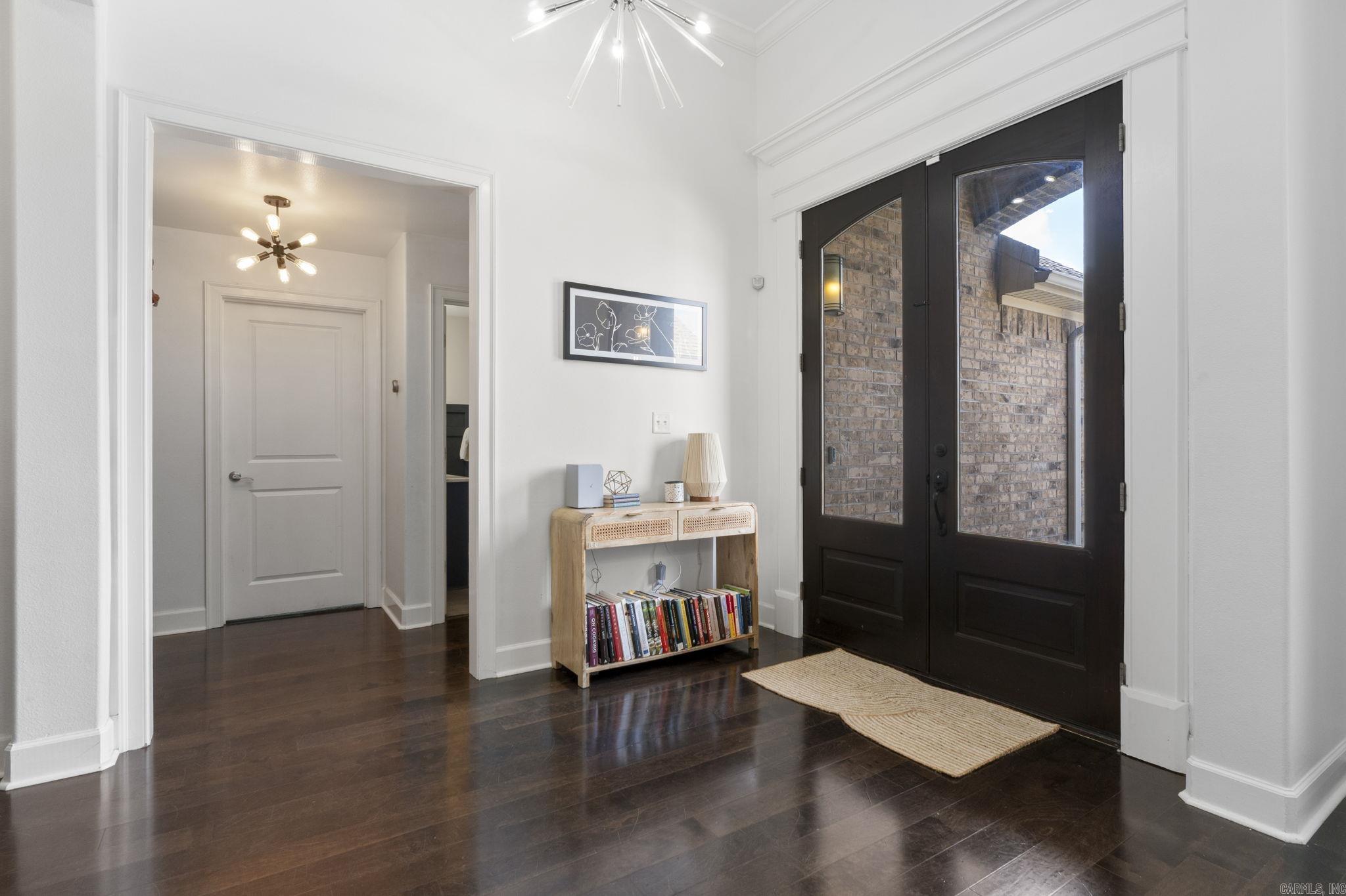 14 Basswood Terrace Property Photo 7