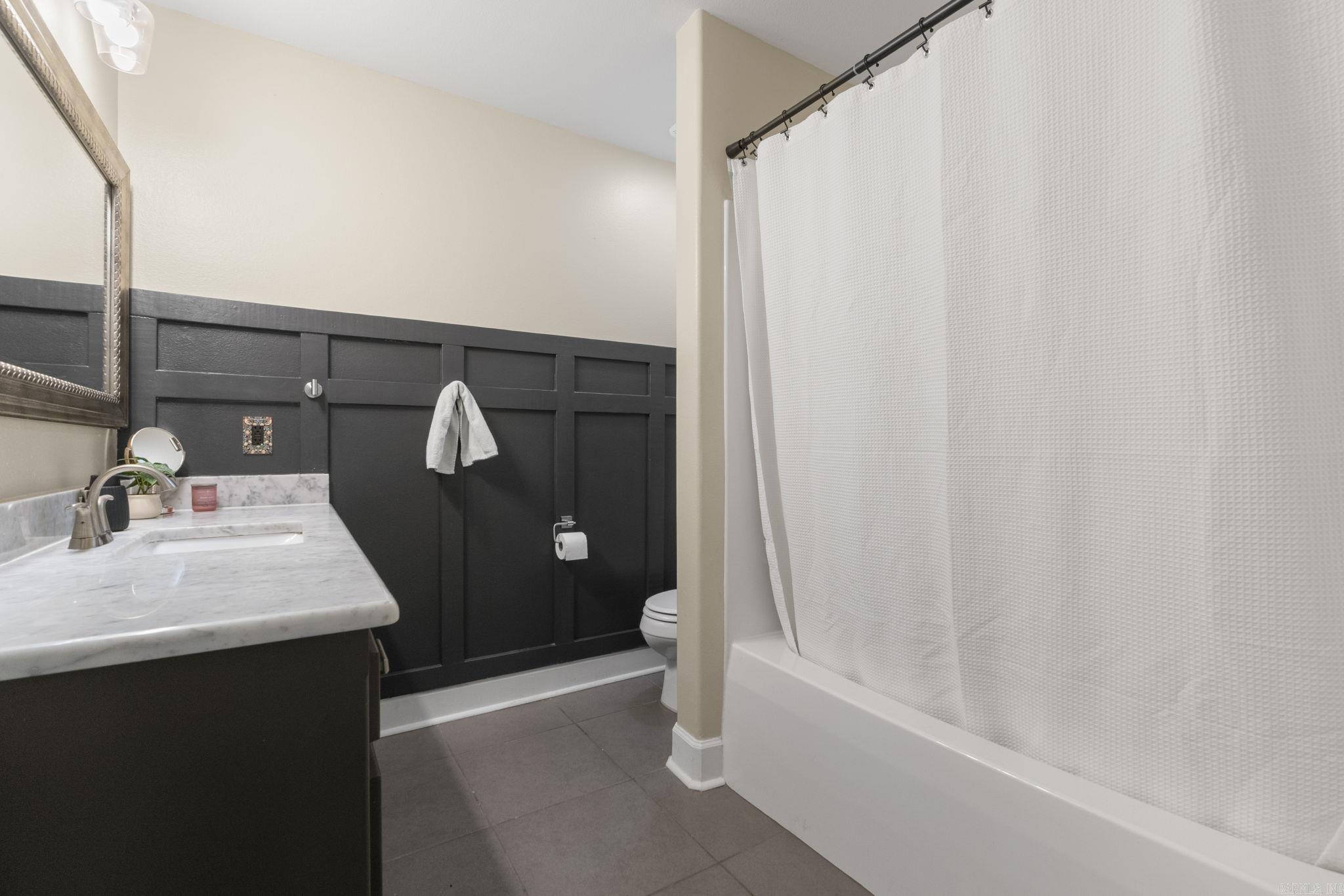 14 Basswood Terrace Property Photo 32