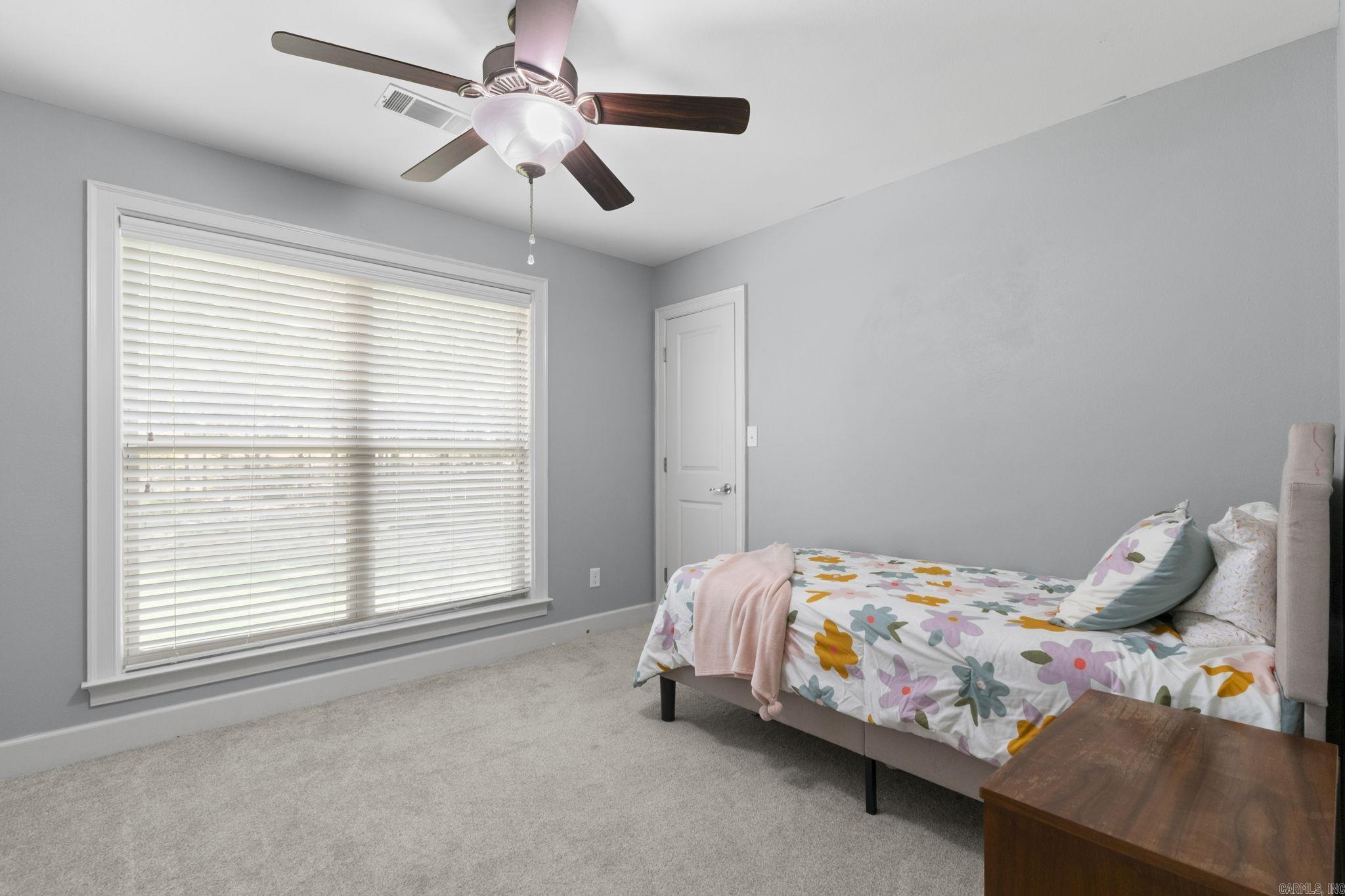 14 Basswood Terrace Property Photo 37