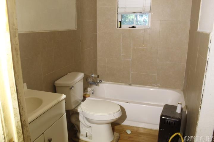 821 E 23rd Street Property Photo 12