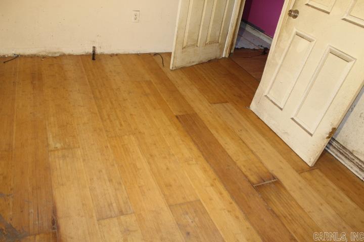 821 E 23rd Street Property Photo 27