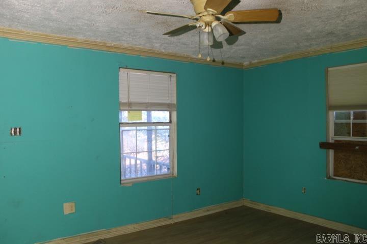 821 E 23rd Street Property Photo 29