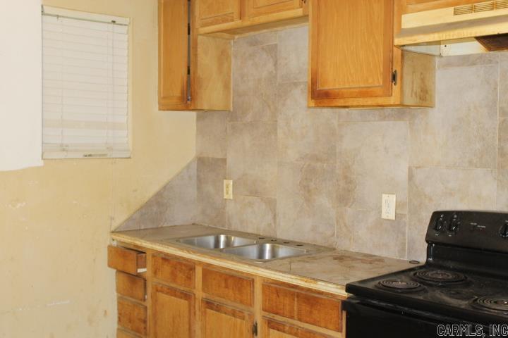 821 E 23rd Street Property Photo 34
