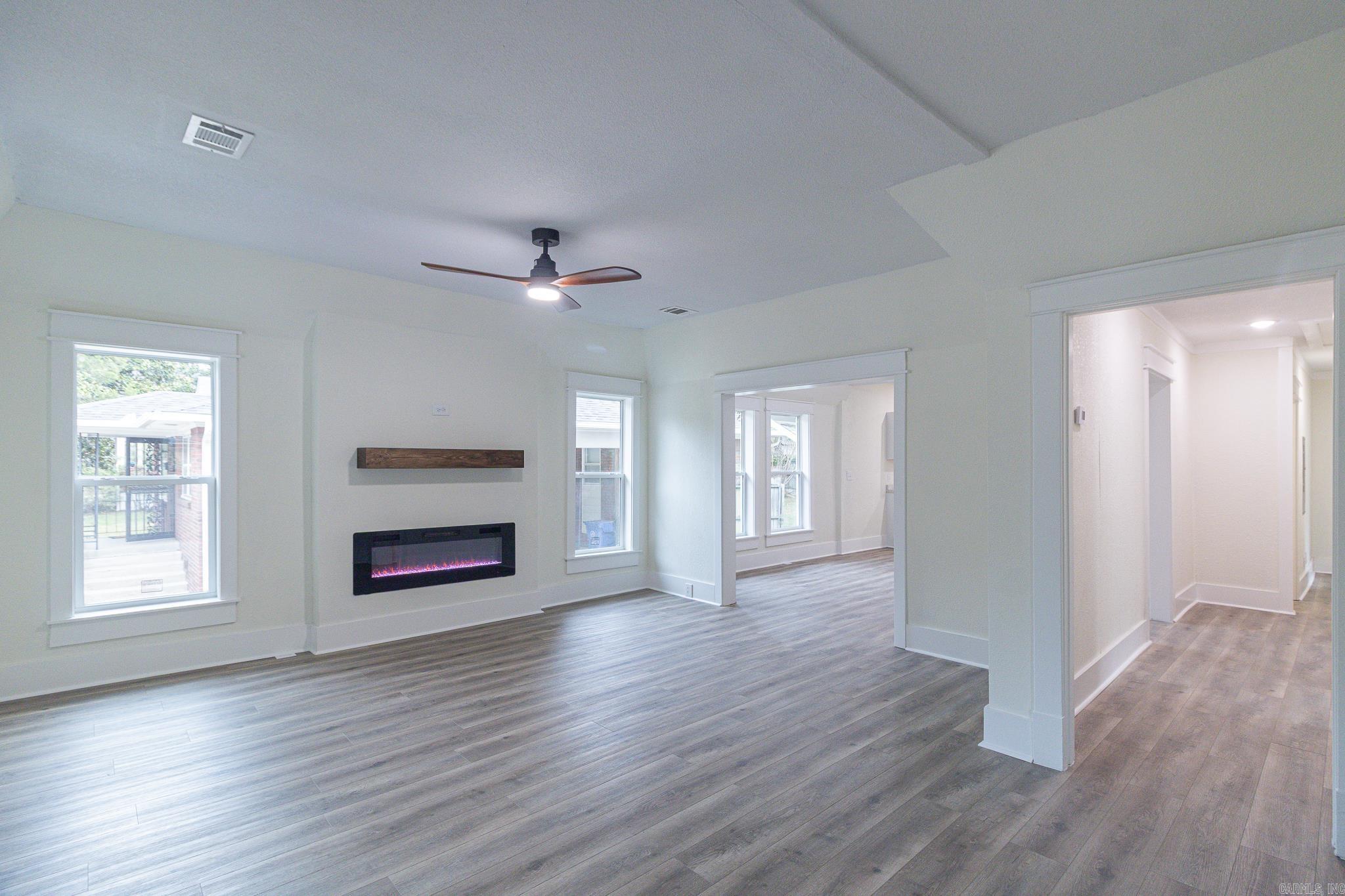1520 S Main Street Property Photo 13