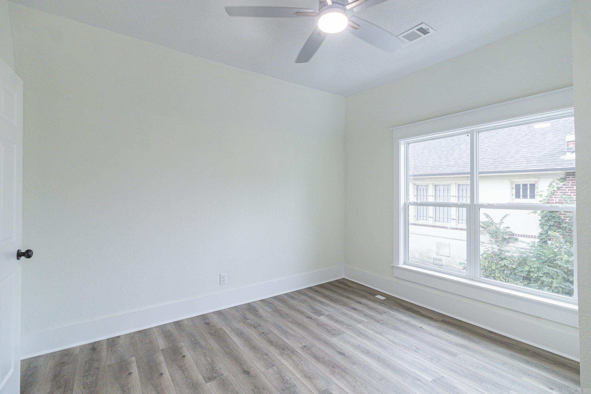 1520 S Main Street Property Photo 27