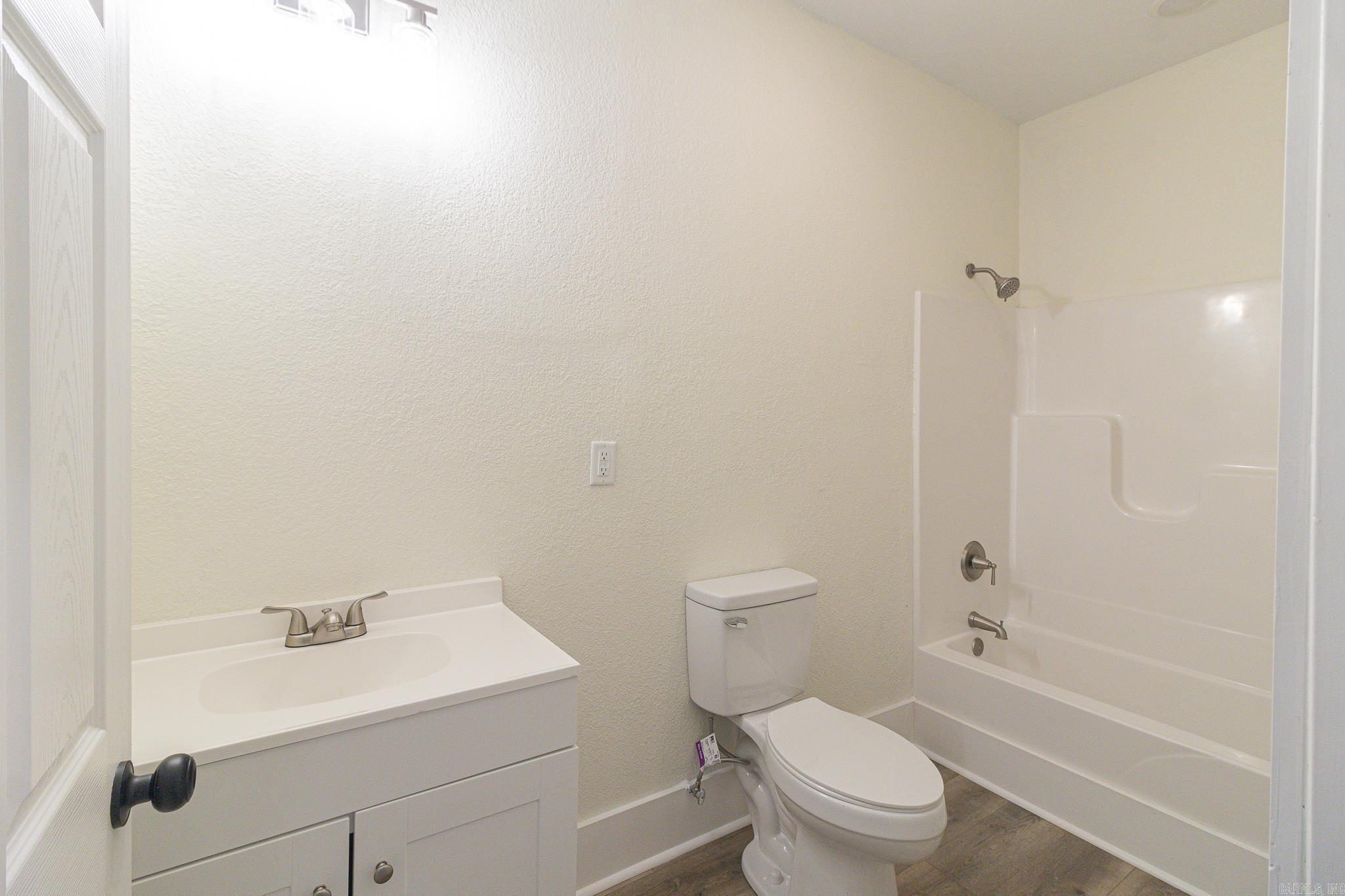 1520 S Main Street Property Photo 39