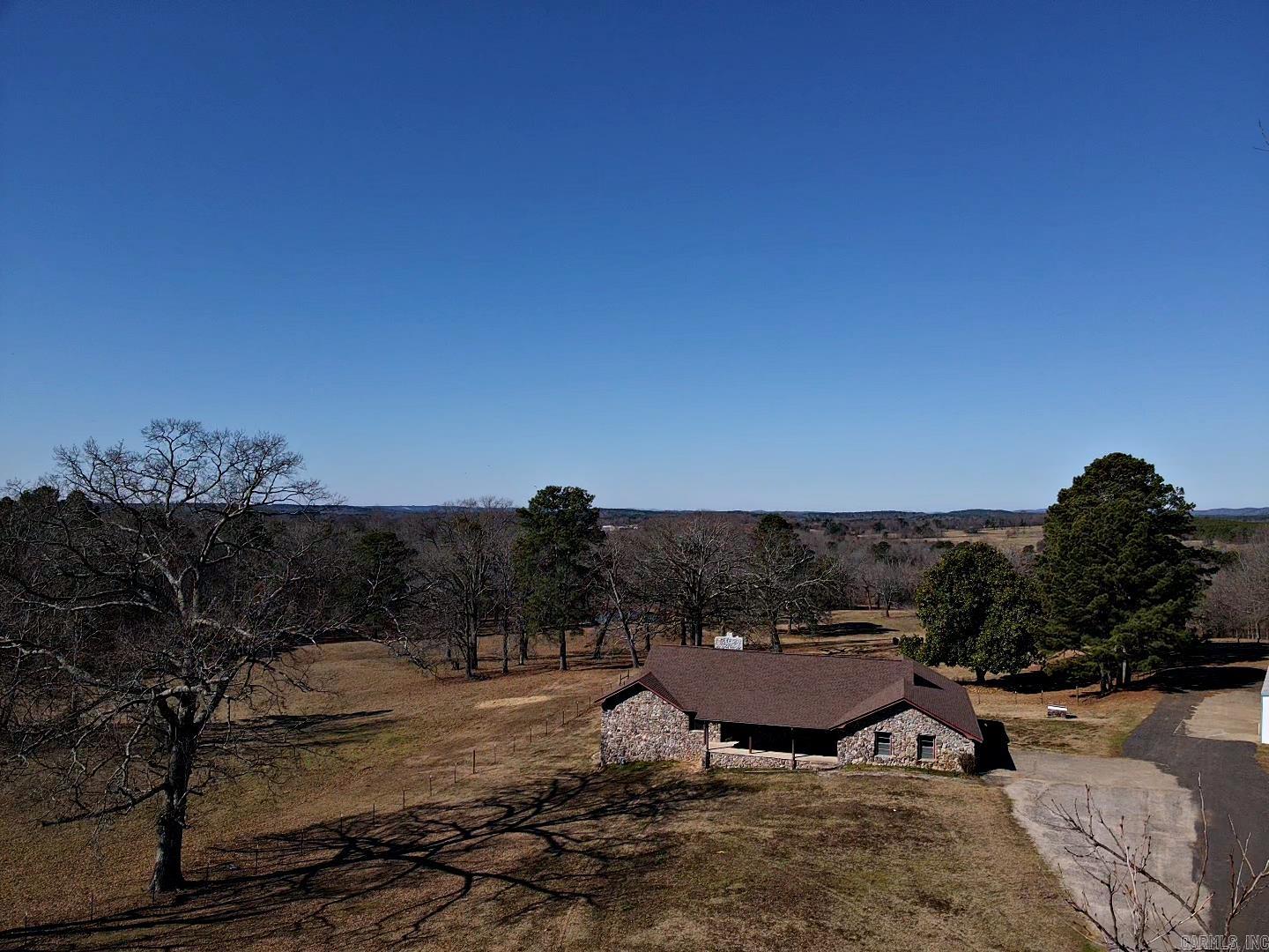 7369 7 Highway Property Photo 1