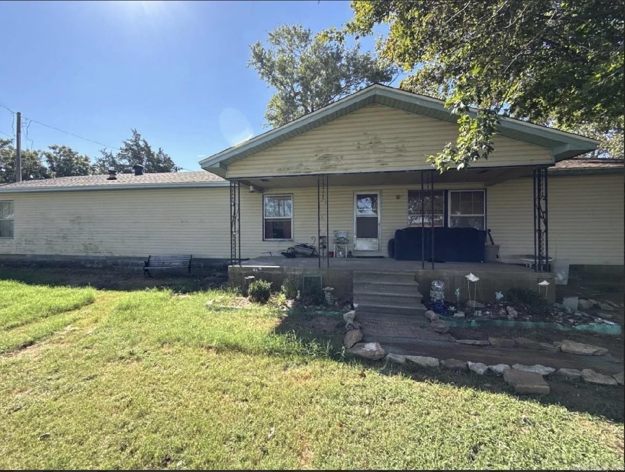 747 County Road 502 Property Photo 1