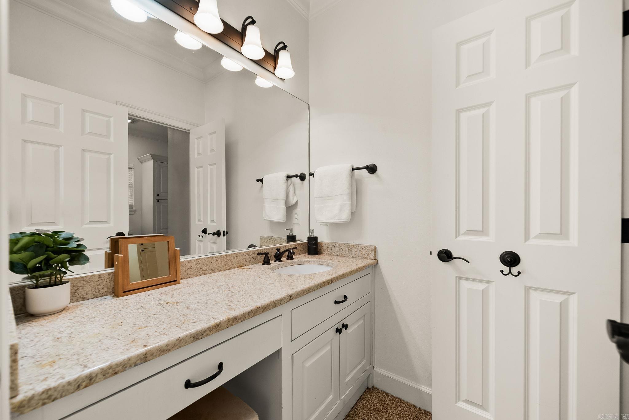 19220 Crystal Oaks Trail Property Photo 29