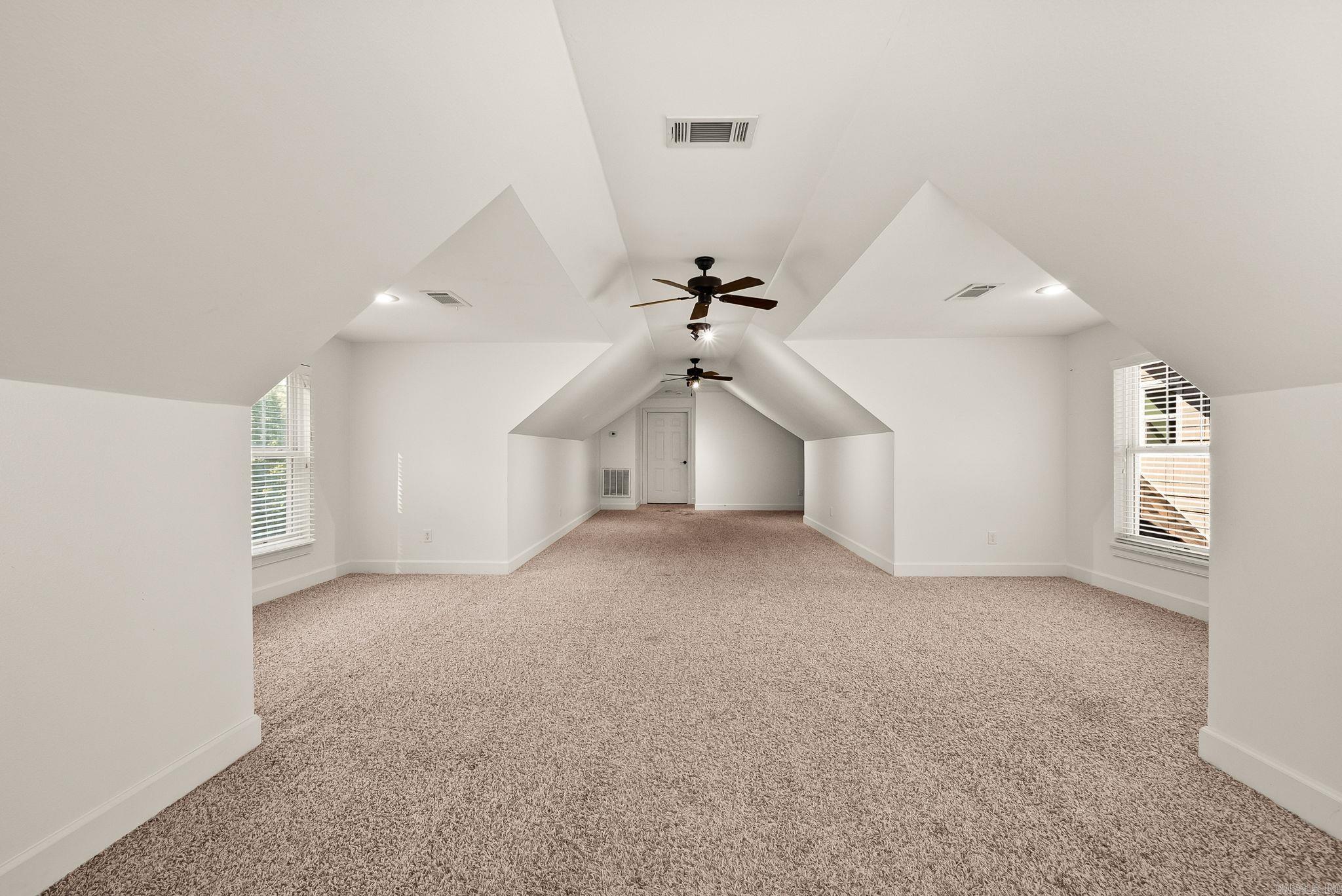 19220 Crystal Oaks Trail Property Photo 34
