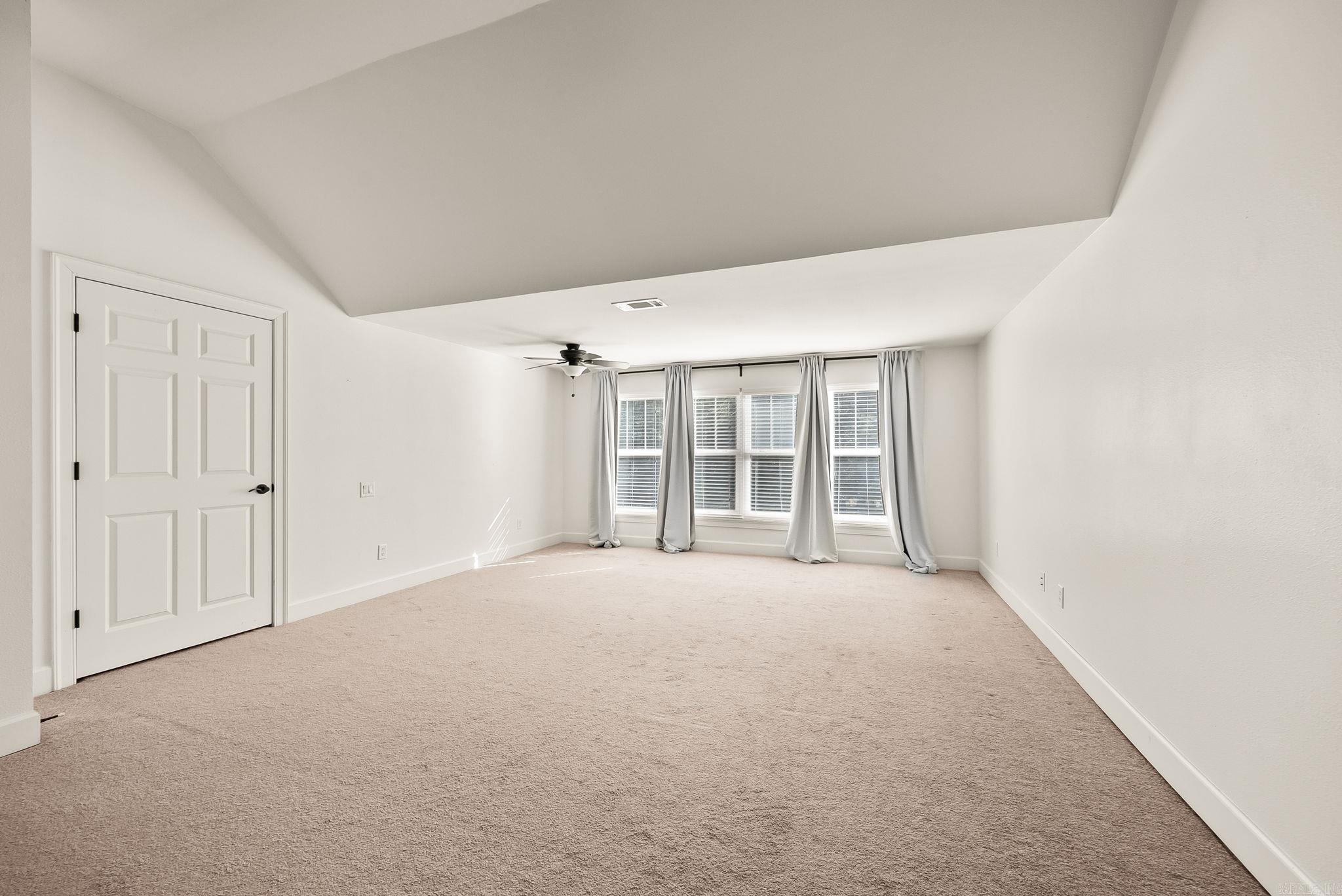 19220 Crystal Oaks Trail Property Photo 38