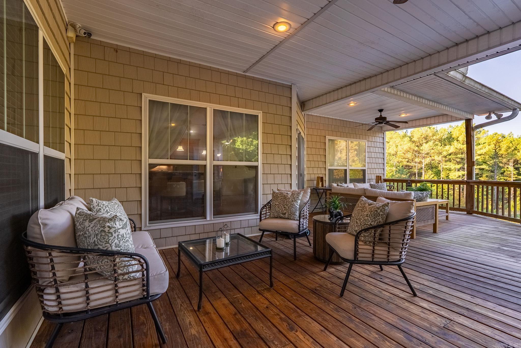19220 Crystal Oaks Trail Property Photo 39