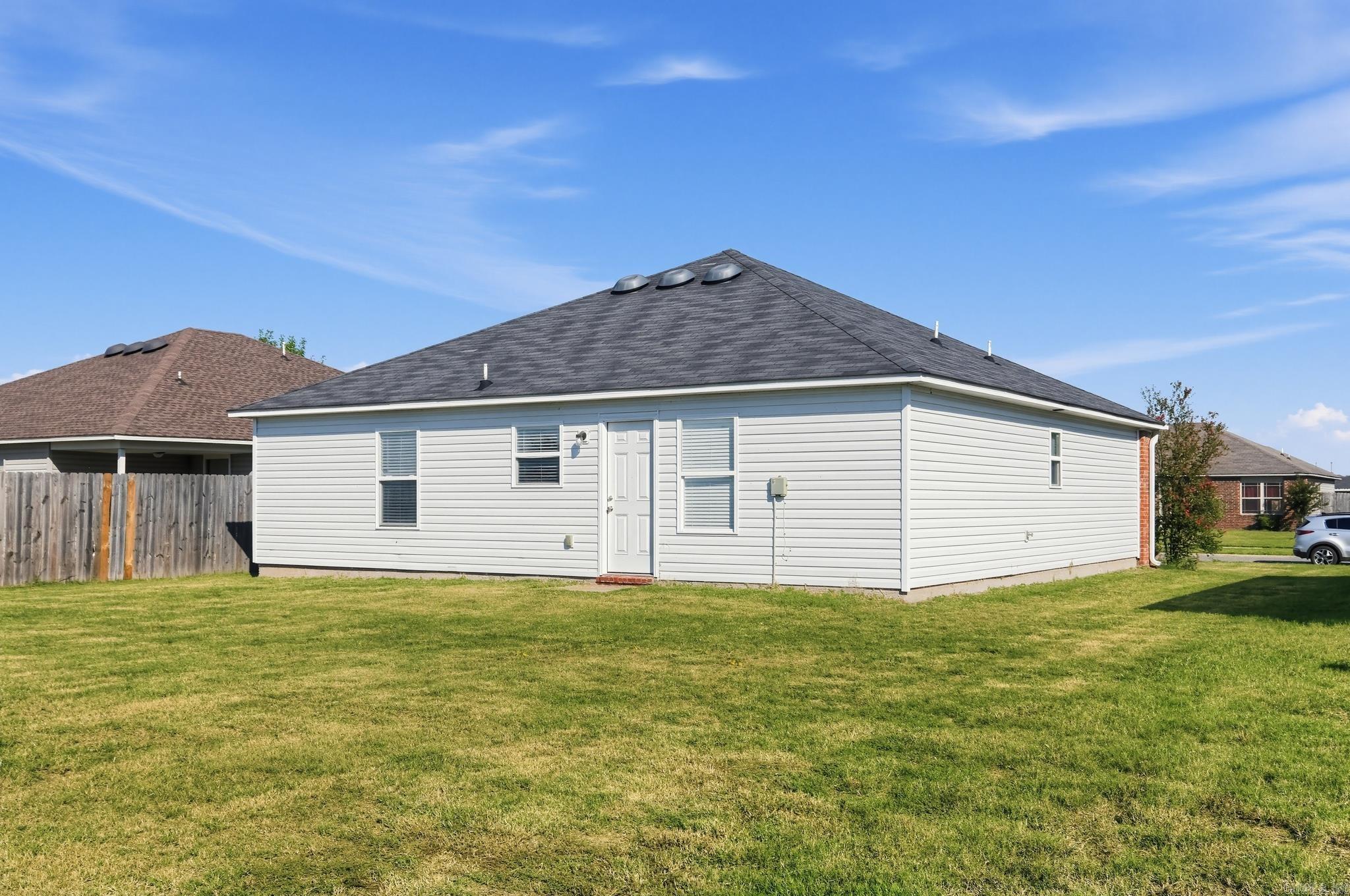 12820 Bell Flowers Drive Property Photo 18