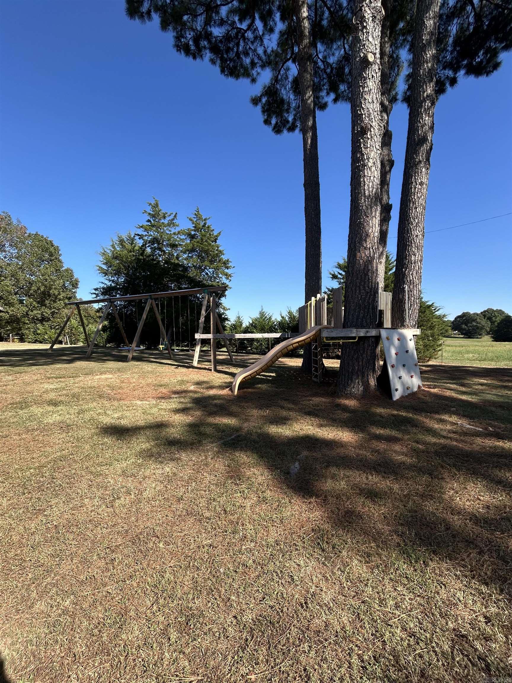 6416 N Highway 1 Property Photo 8