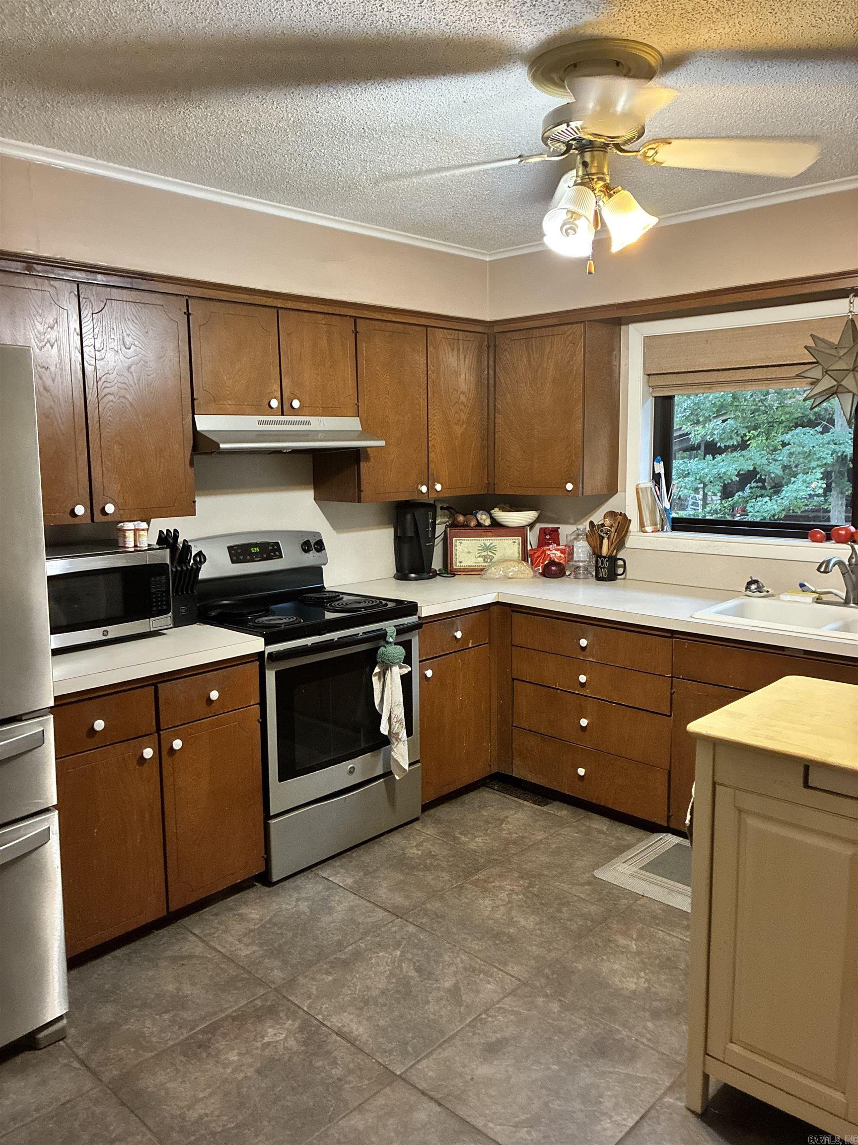 127 Arias Way Property Photo 3