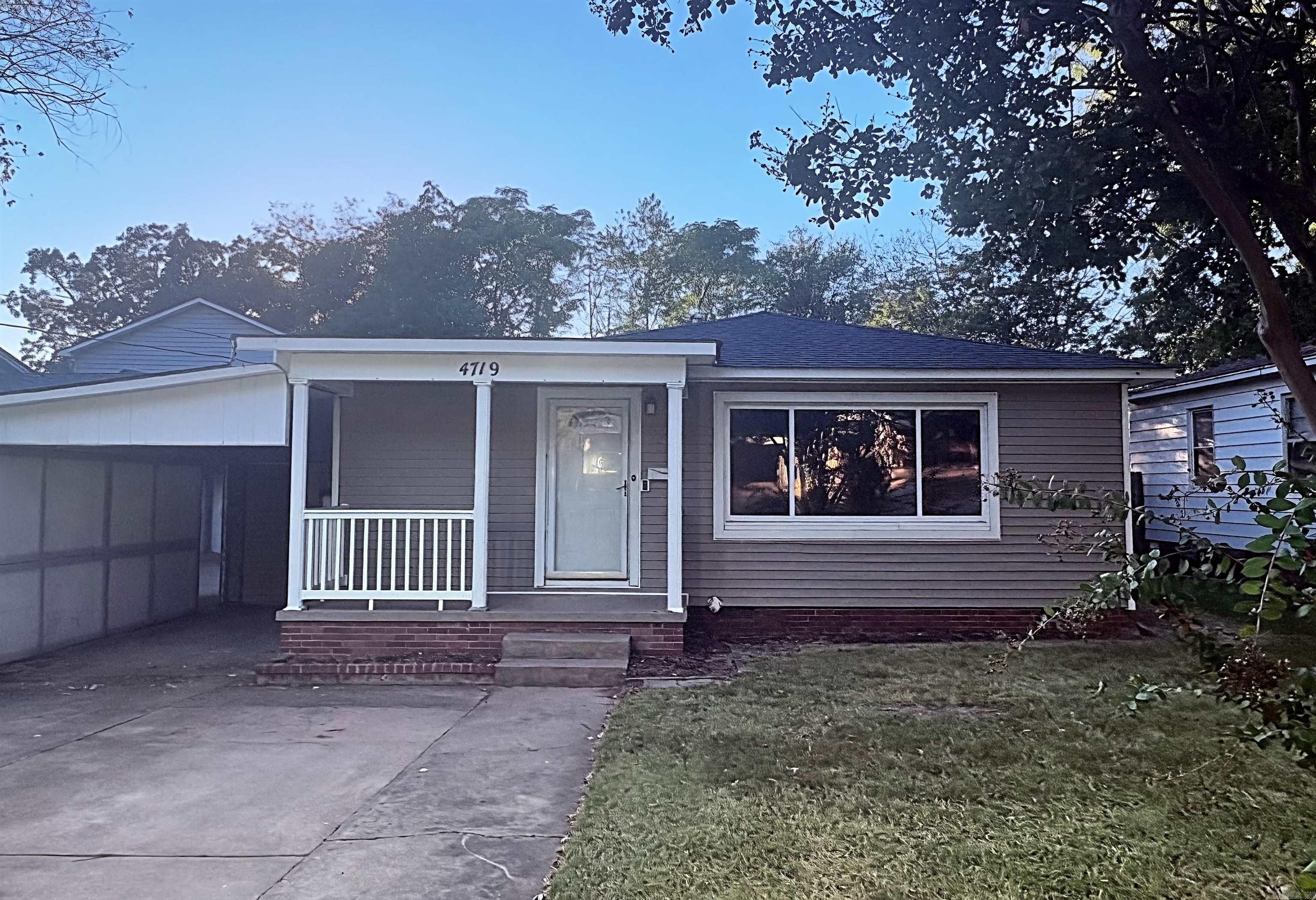 4719 West Street Property Photo 1