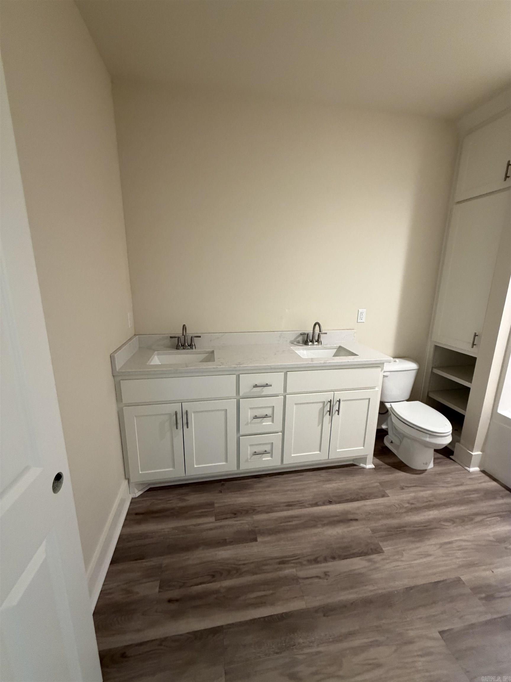 6566 Amalie Drive Property Photo 13