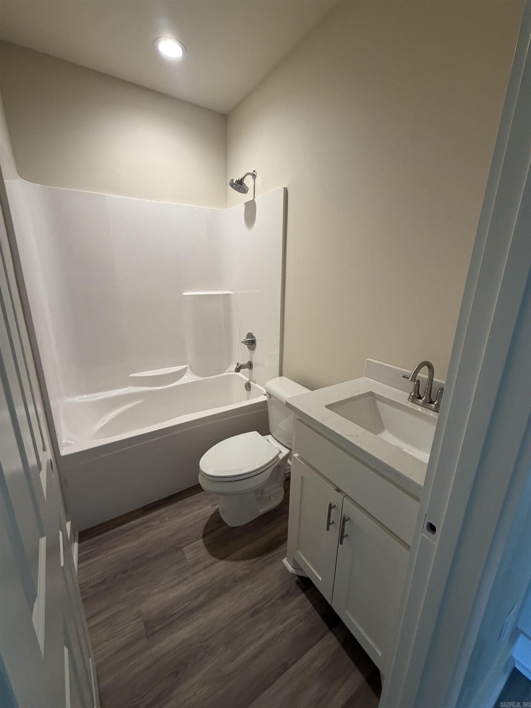 6566 Amalie Drive Property Photo 18