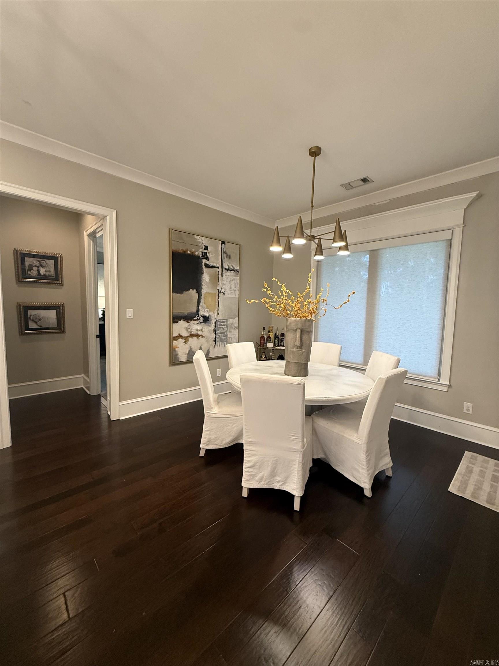 404 Ensbury Drive Property Photo 12