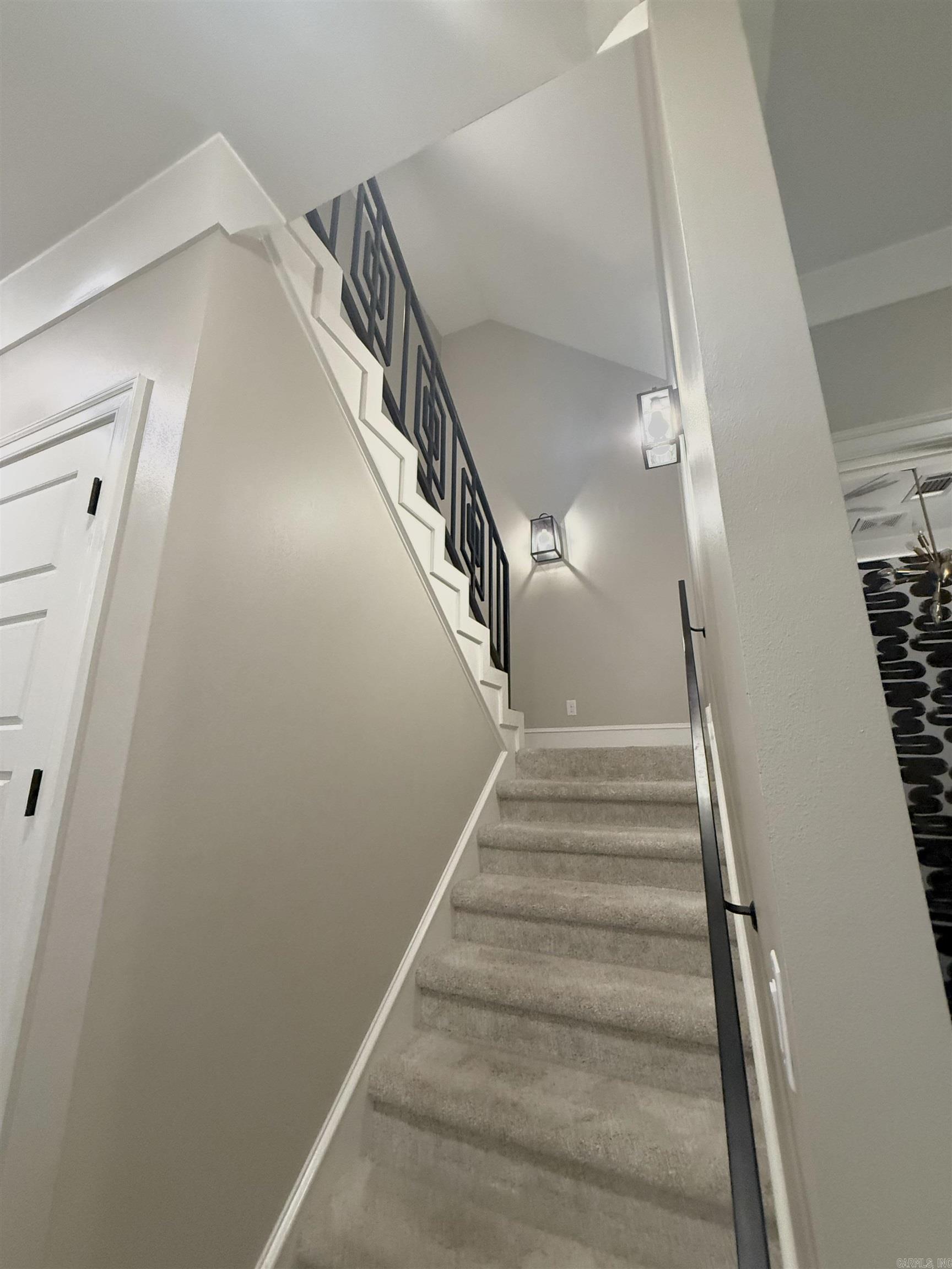 404 Ensbury Drive Property Photo 15