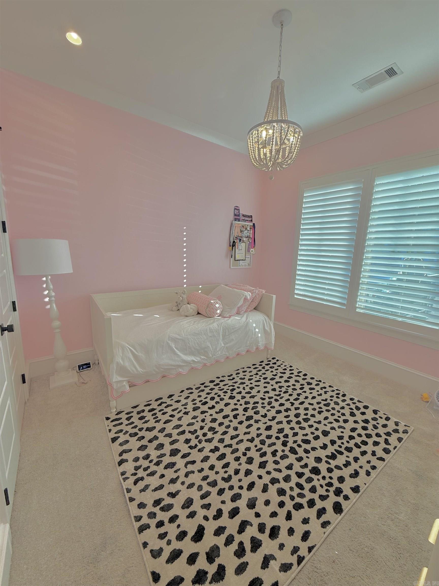 404 Ensbury Drive Property Photo 21