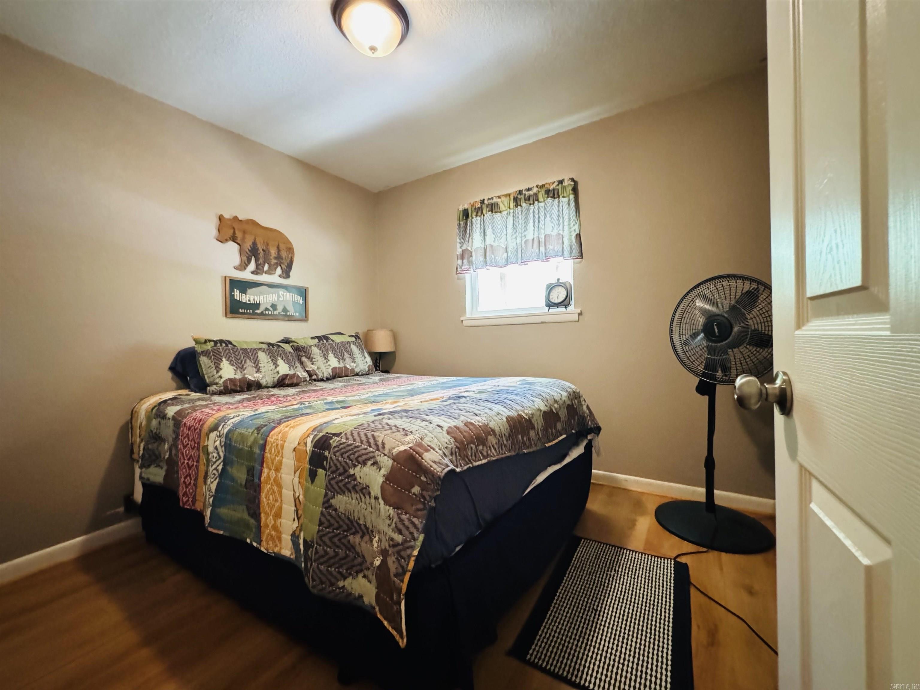 2204 Town & Country Street Property Photo 11