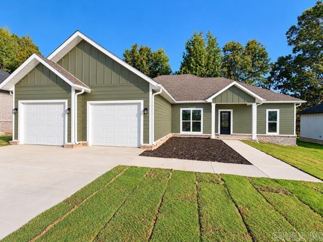 3107 Lynn Dr Property Photo 1