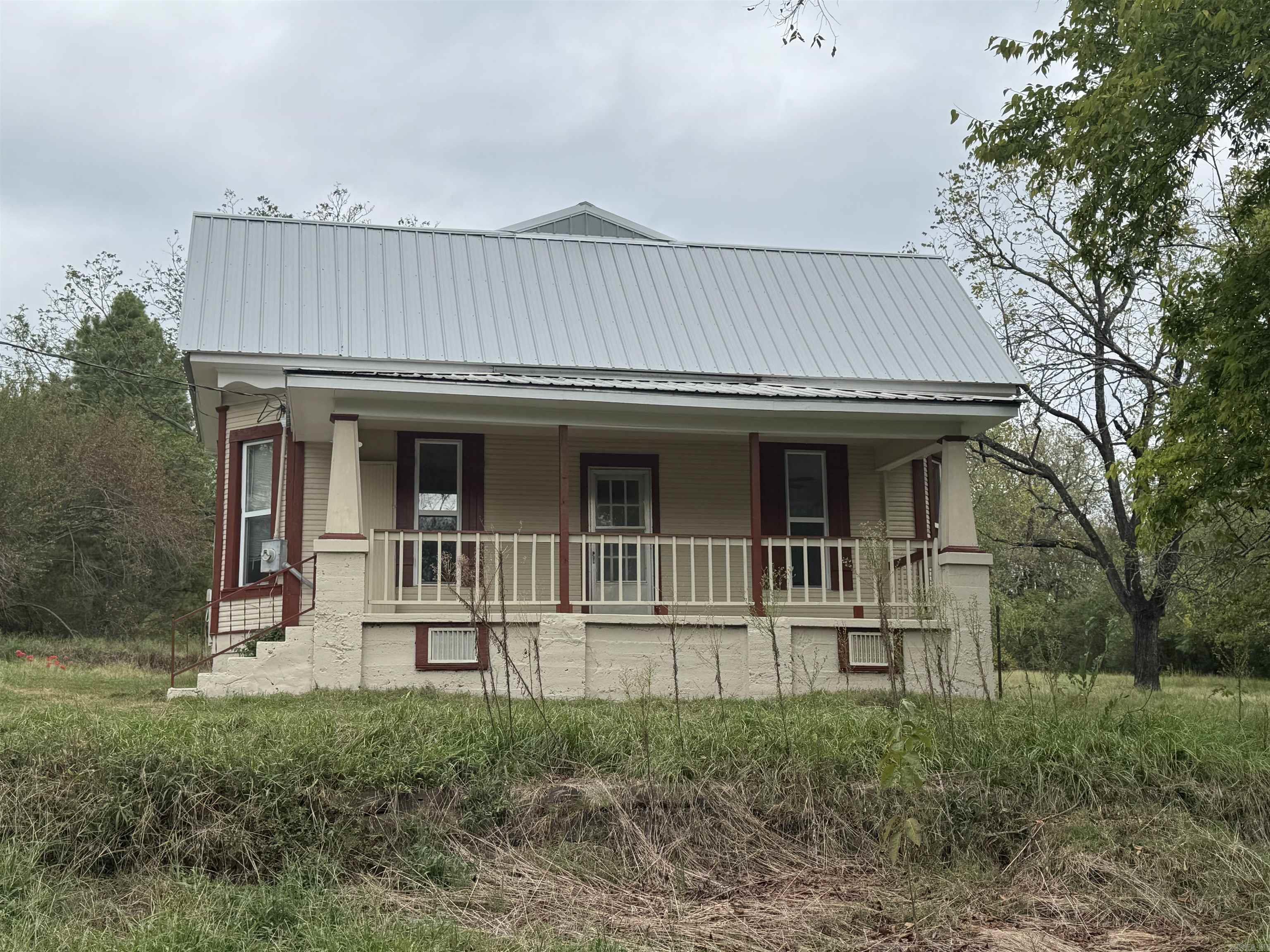 184 Plugge Property Photo 1