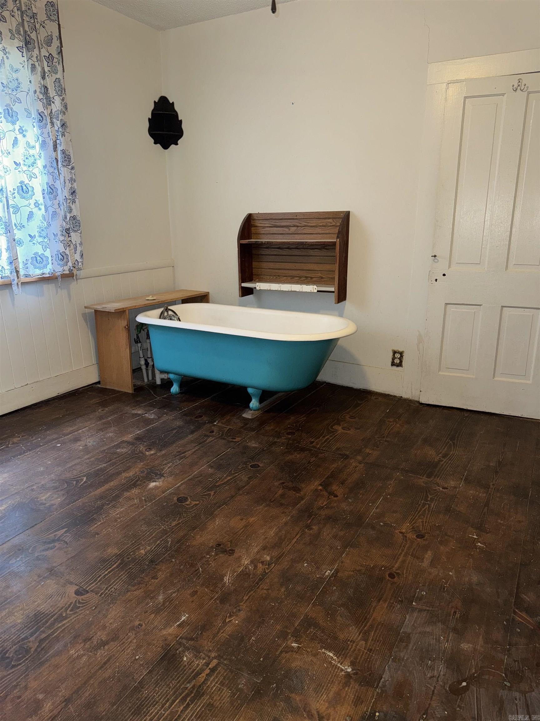 184 Plugge Property Photo 12