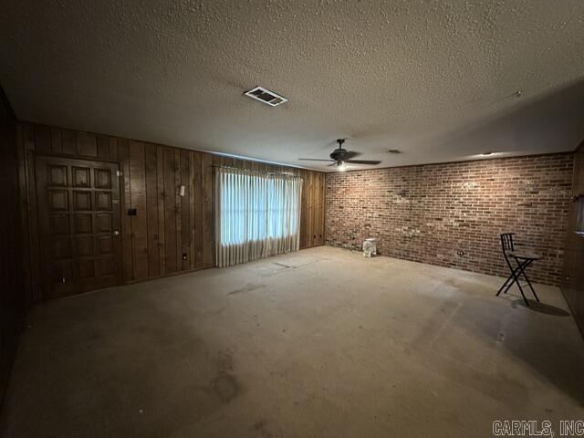 68 Eastwood Drive Property Photo 2
