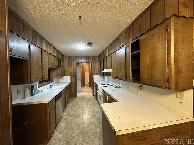 68 Eastwood Drive Property Photo 4