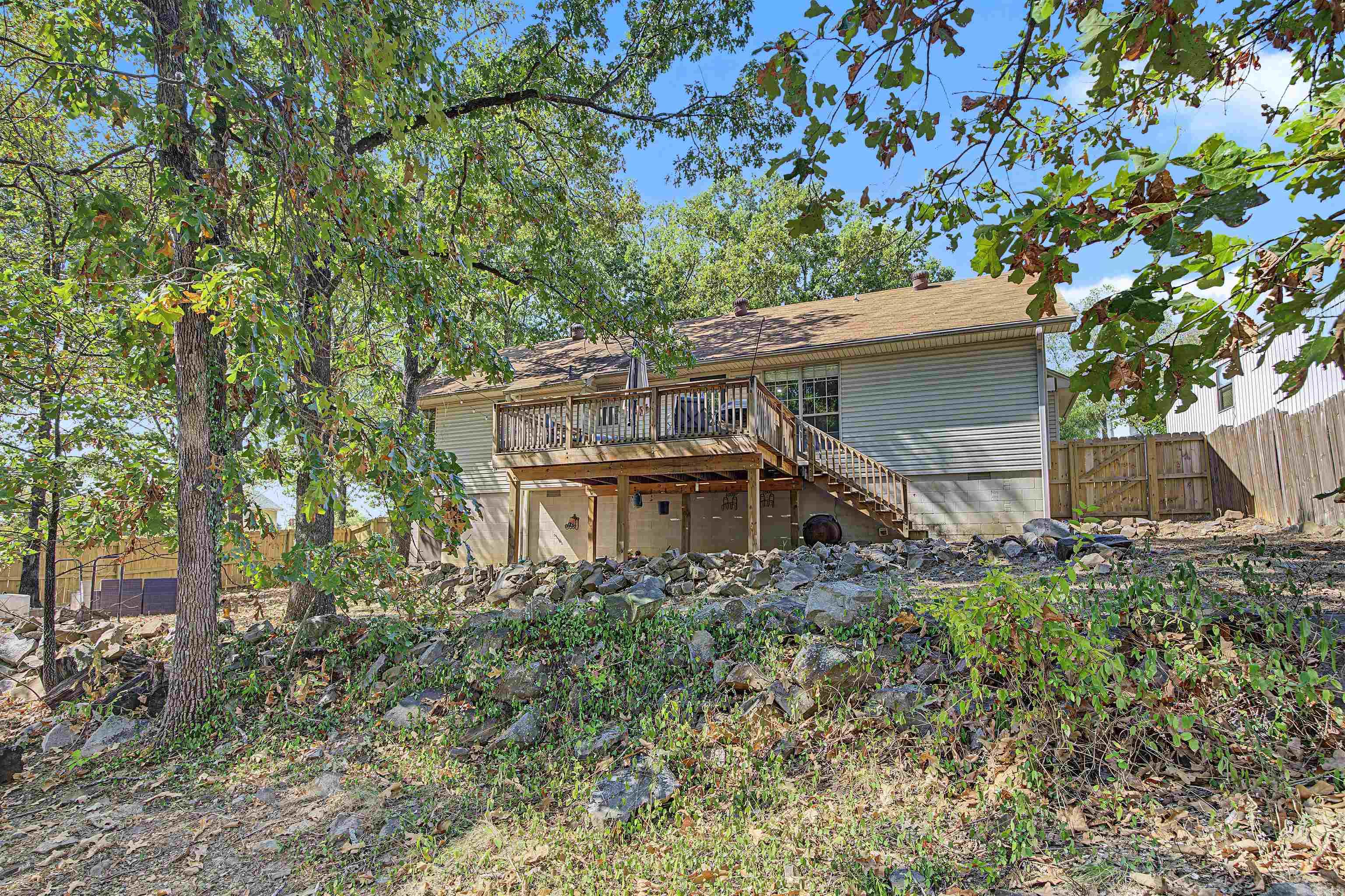 6 Hightrail Dr Property Photo 37