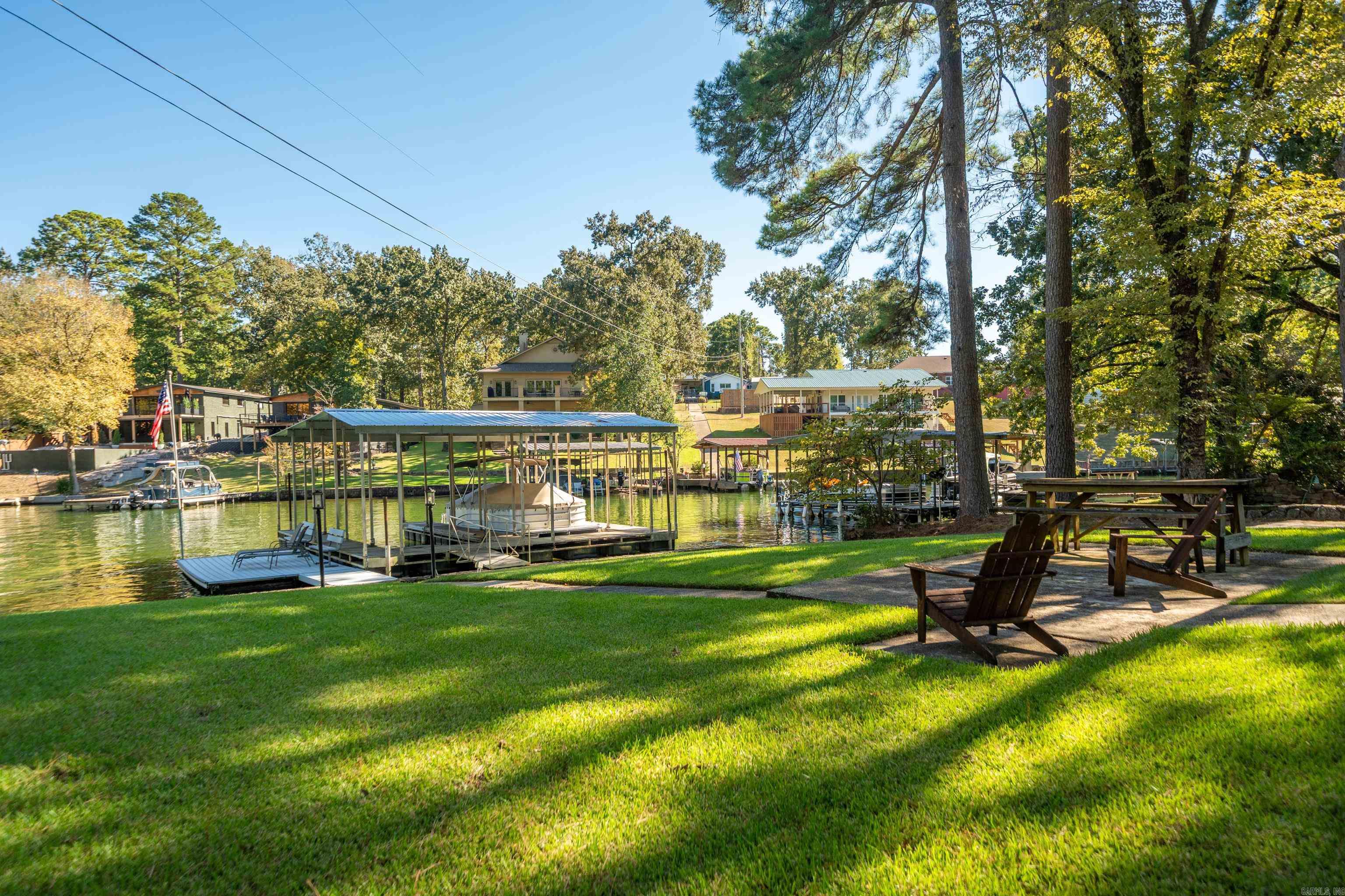 148 Mcdonald Loop Property Photo 4