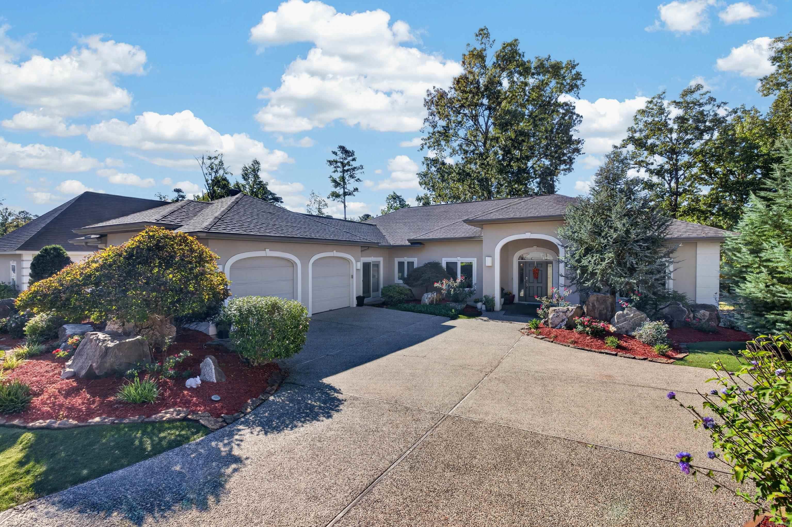 60 Elcano Drive Property Photo 2