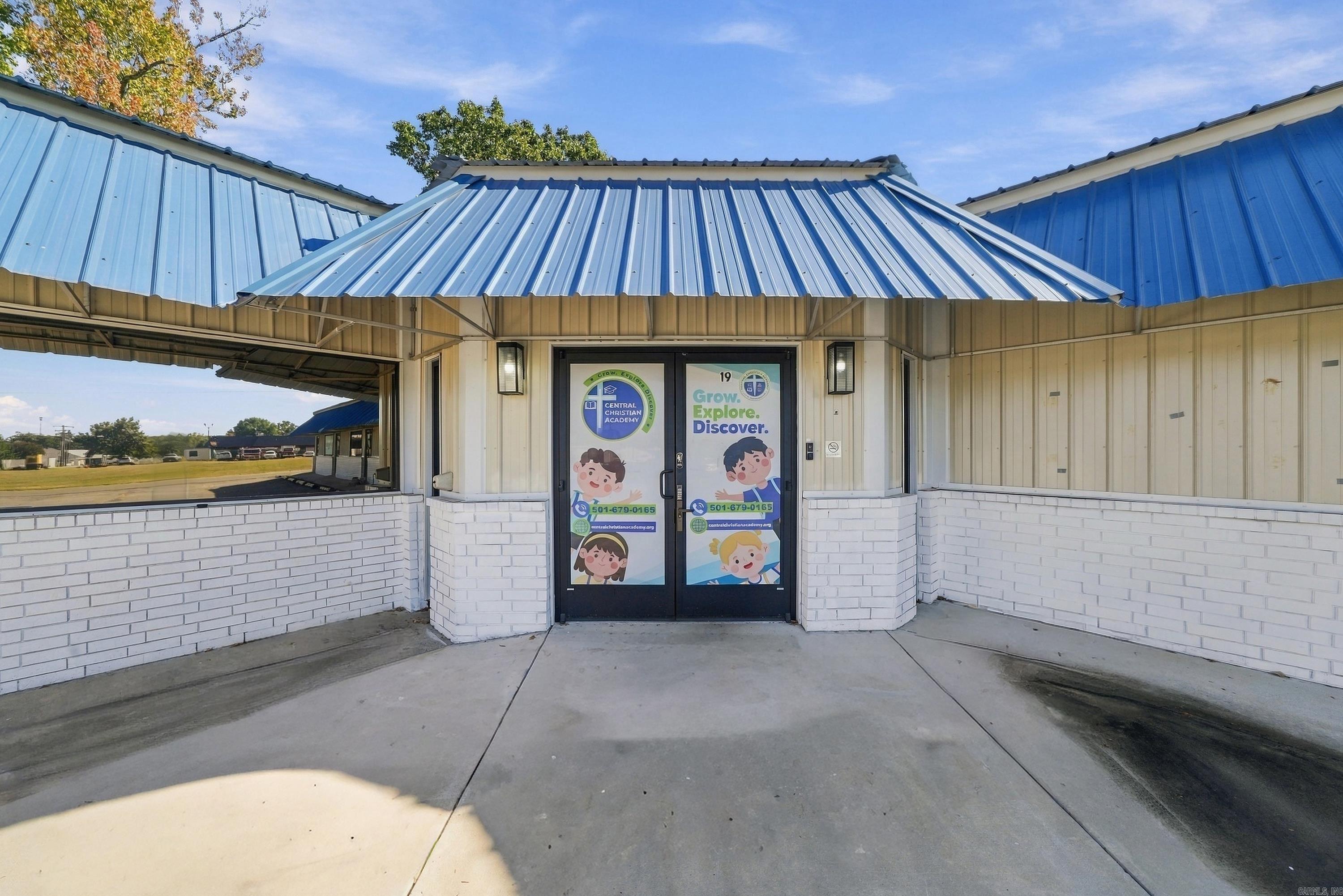19 Business Park Drive Property Photo 3