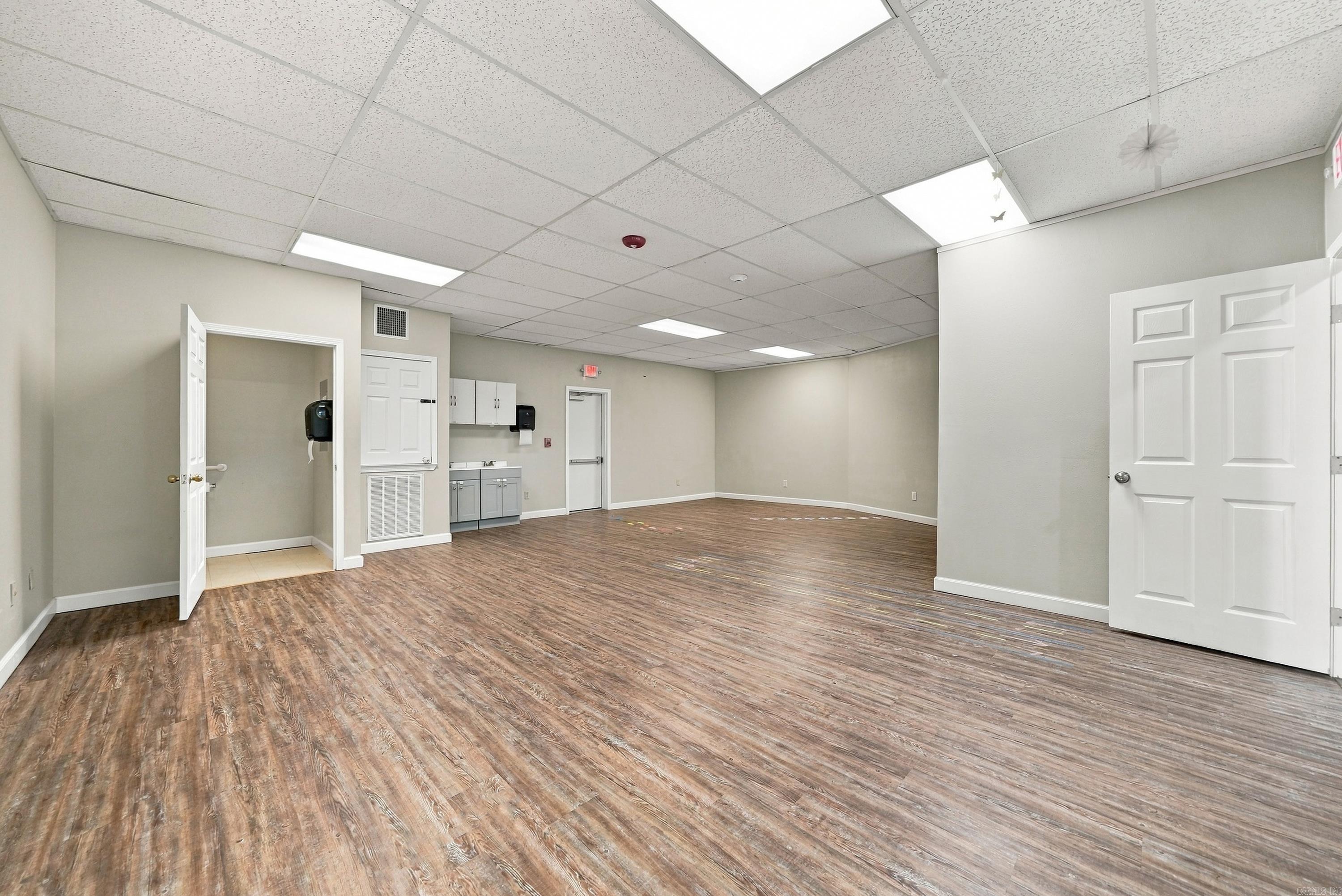 19 Business Park Drive Property Photo 10