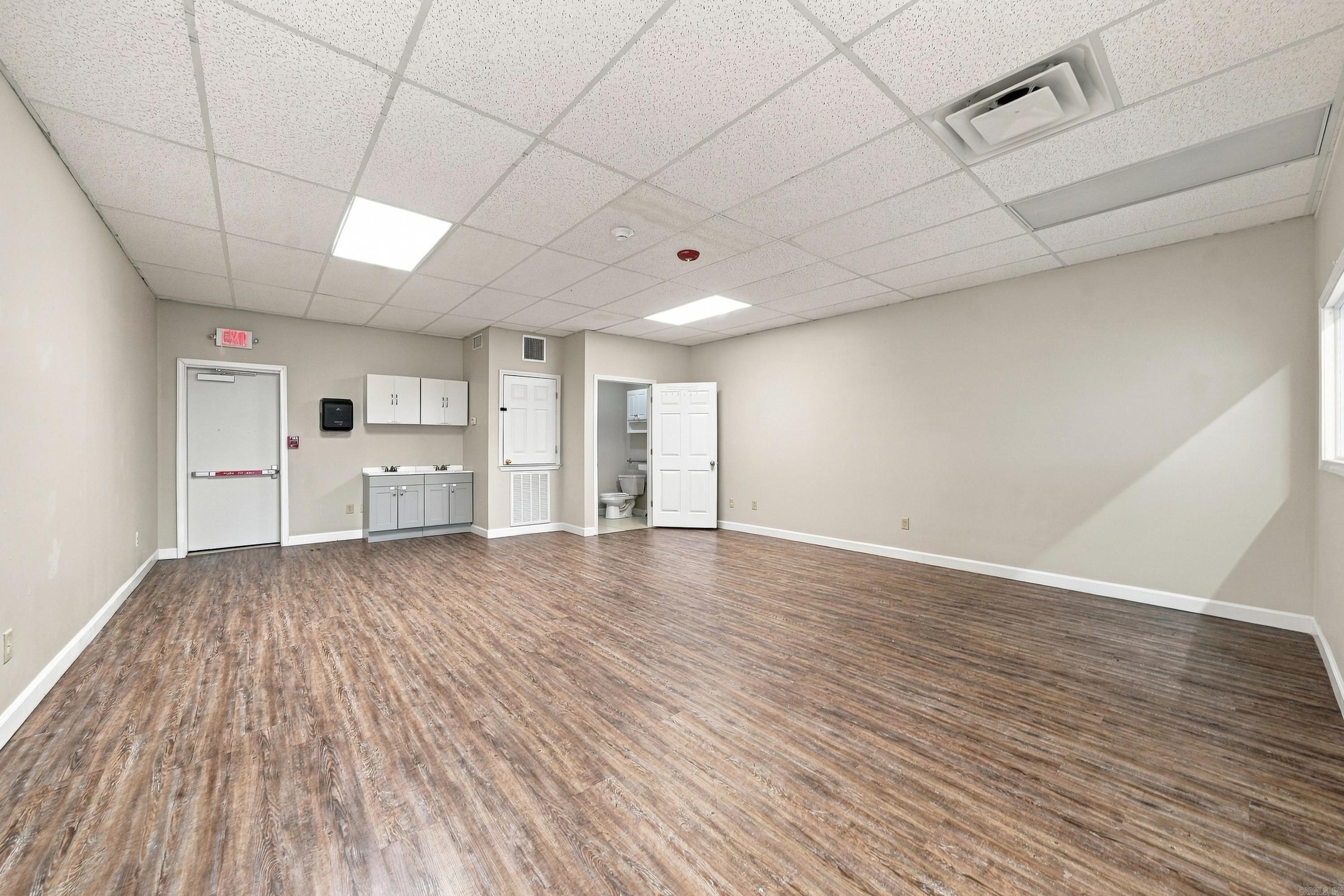 19 Business Park Drive Property Photo 13