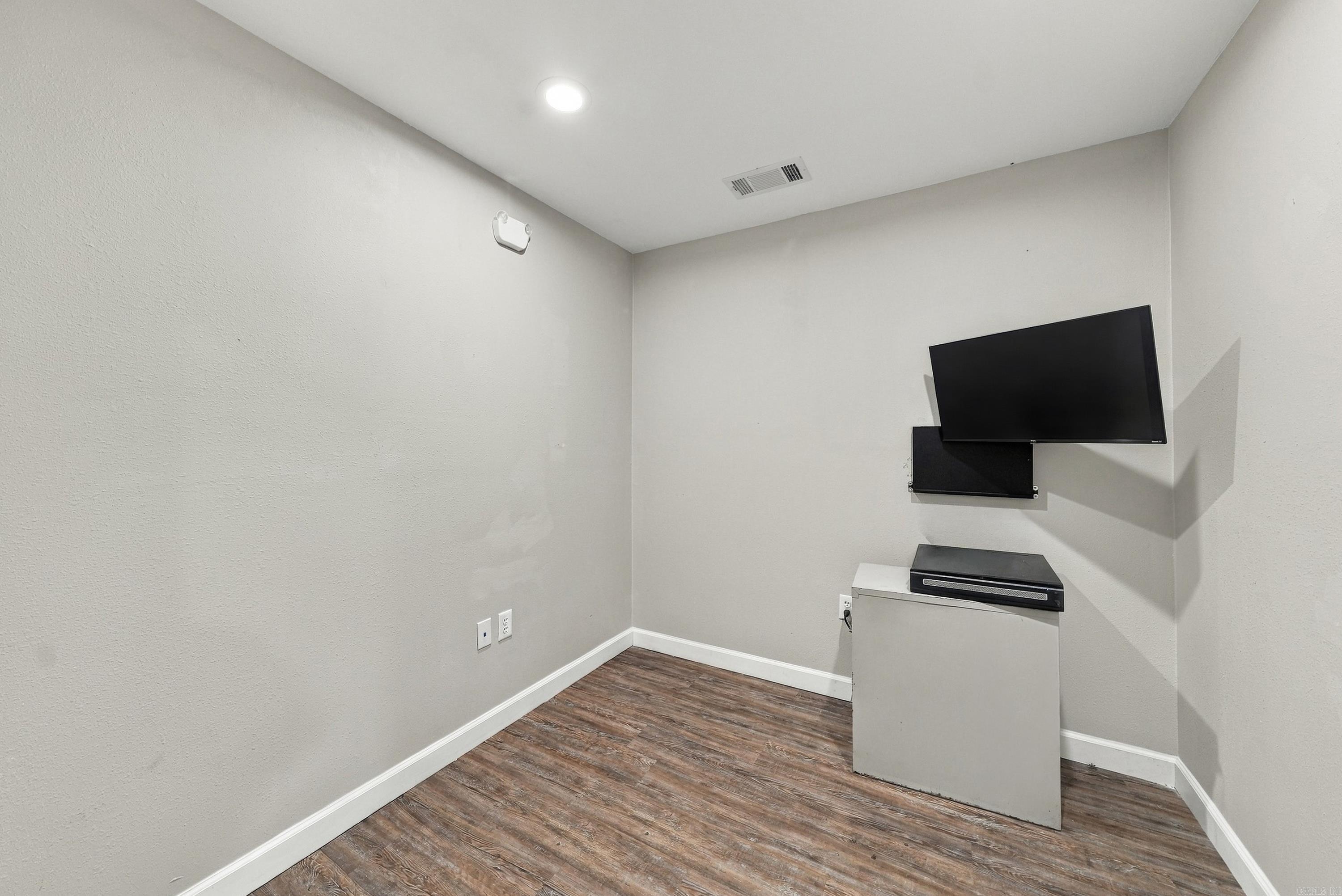 19 Business Park Drive Property Photo 24