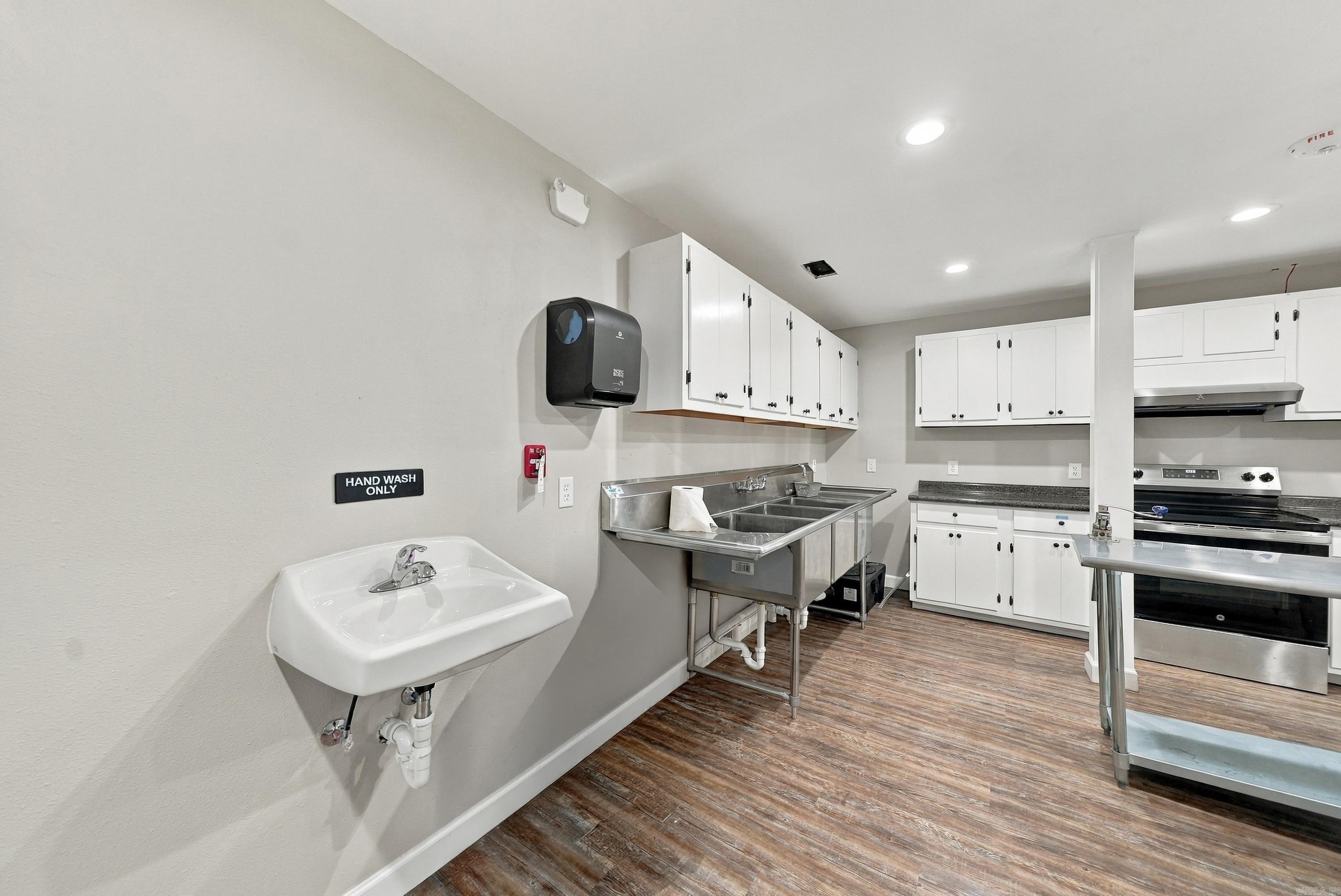 19 Business Park Drive Property Photo 25