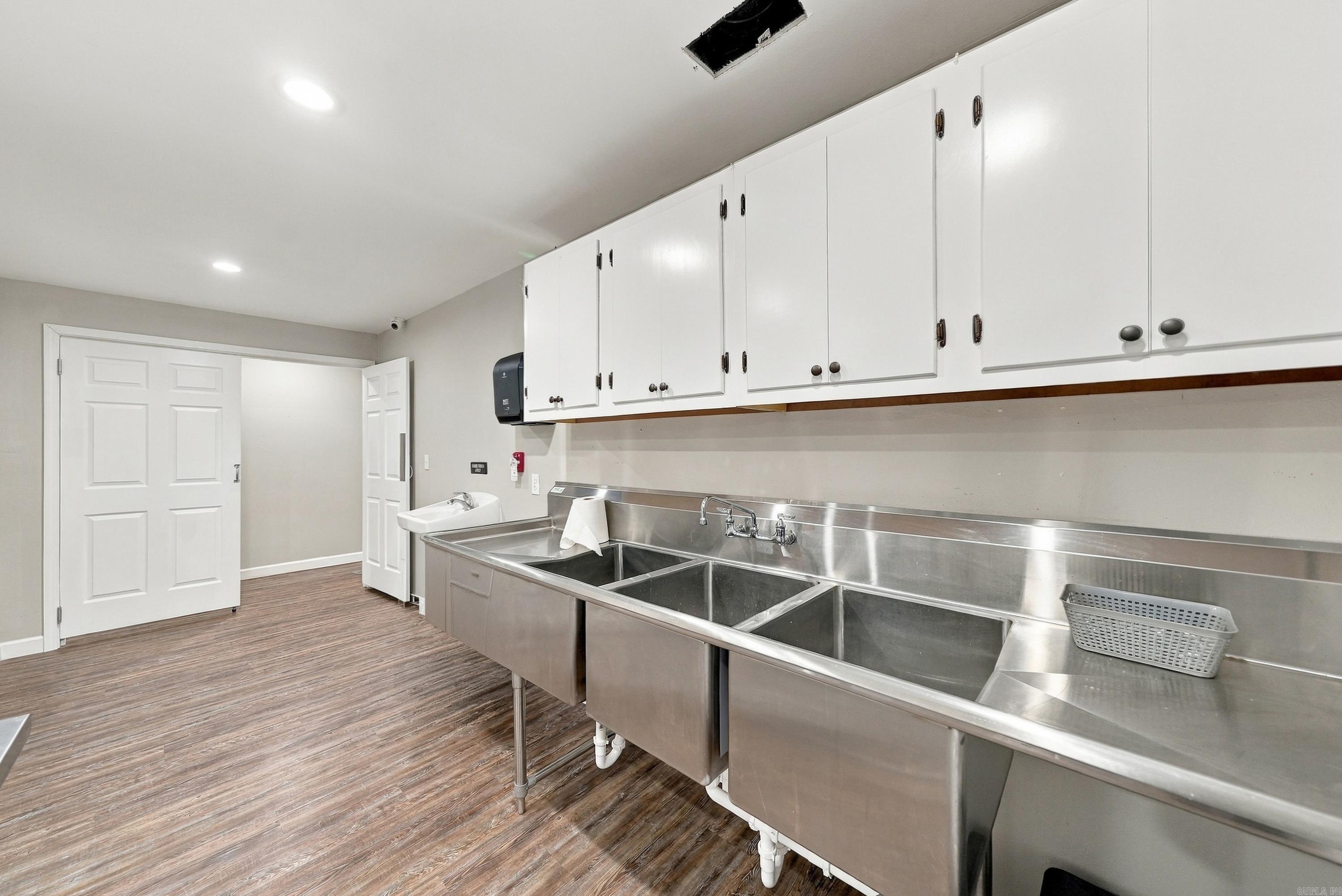 19 Business Park Drive Property Photo 28