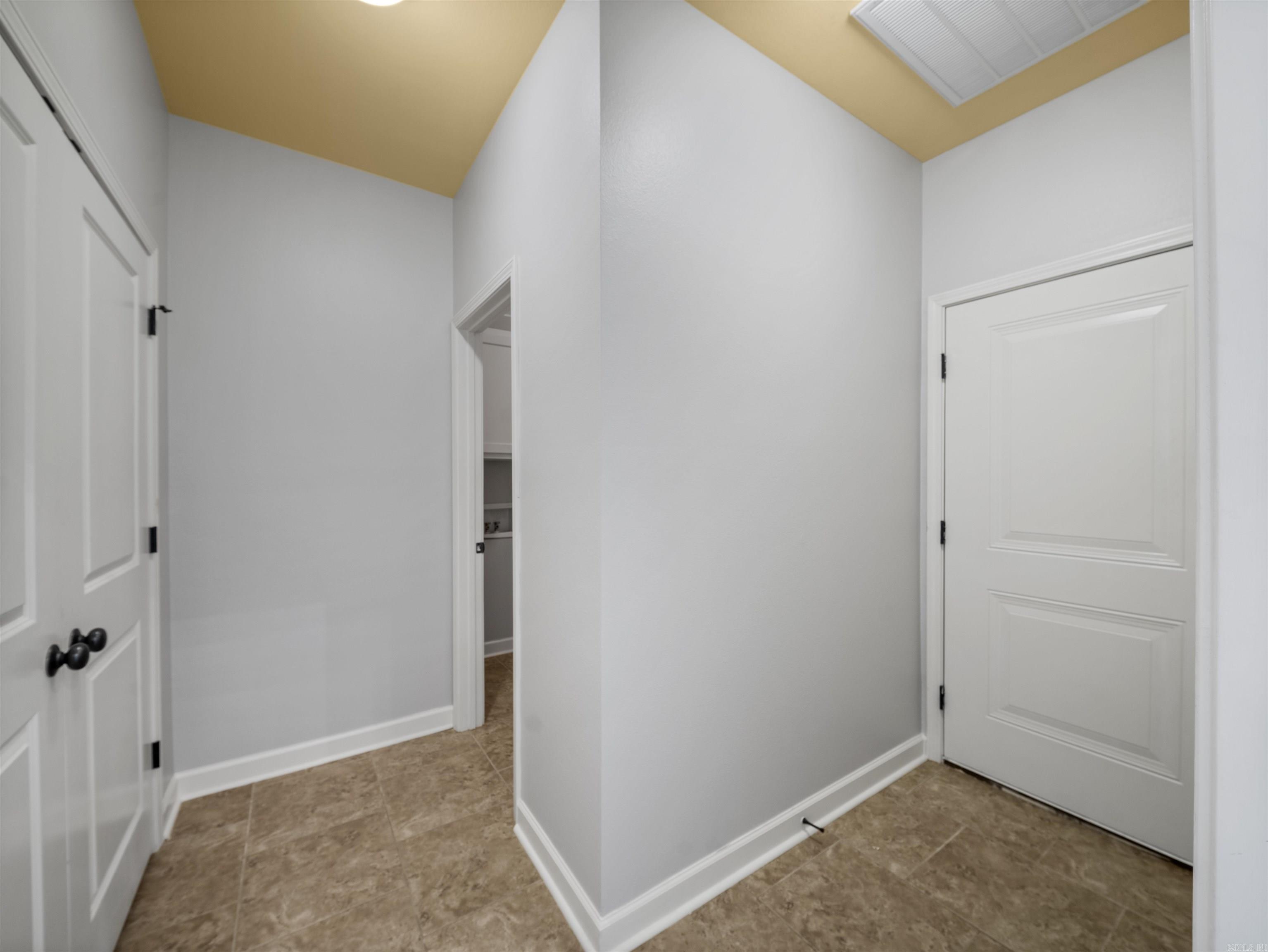 7115 Worth Avenue Property Photo 31