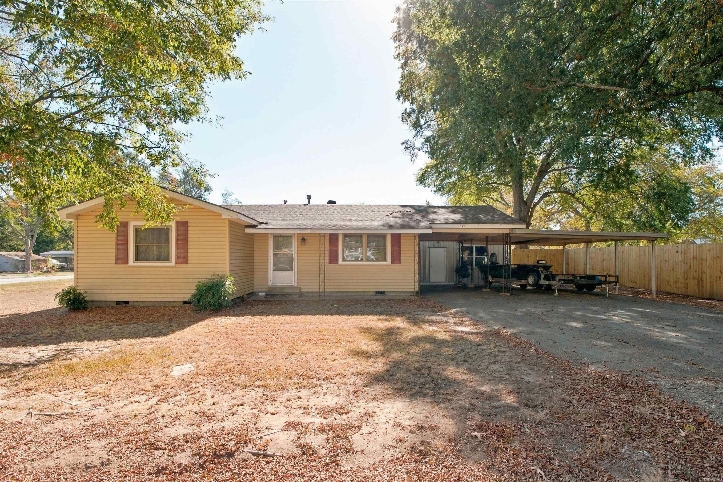 147 4th Street Property Photo 1