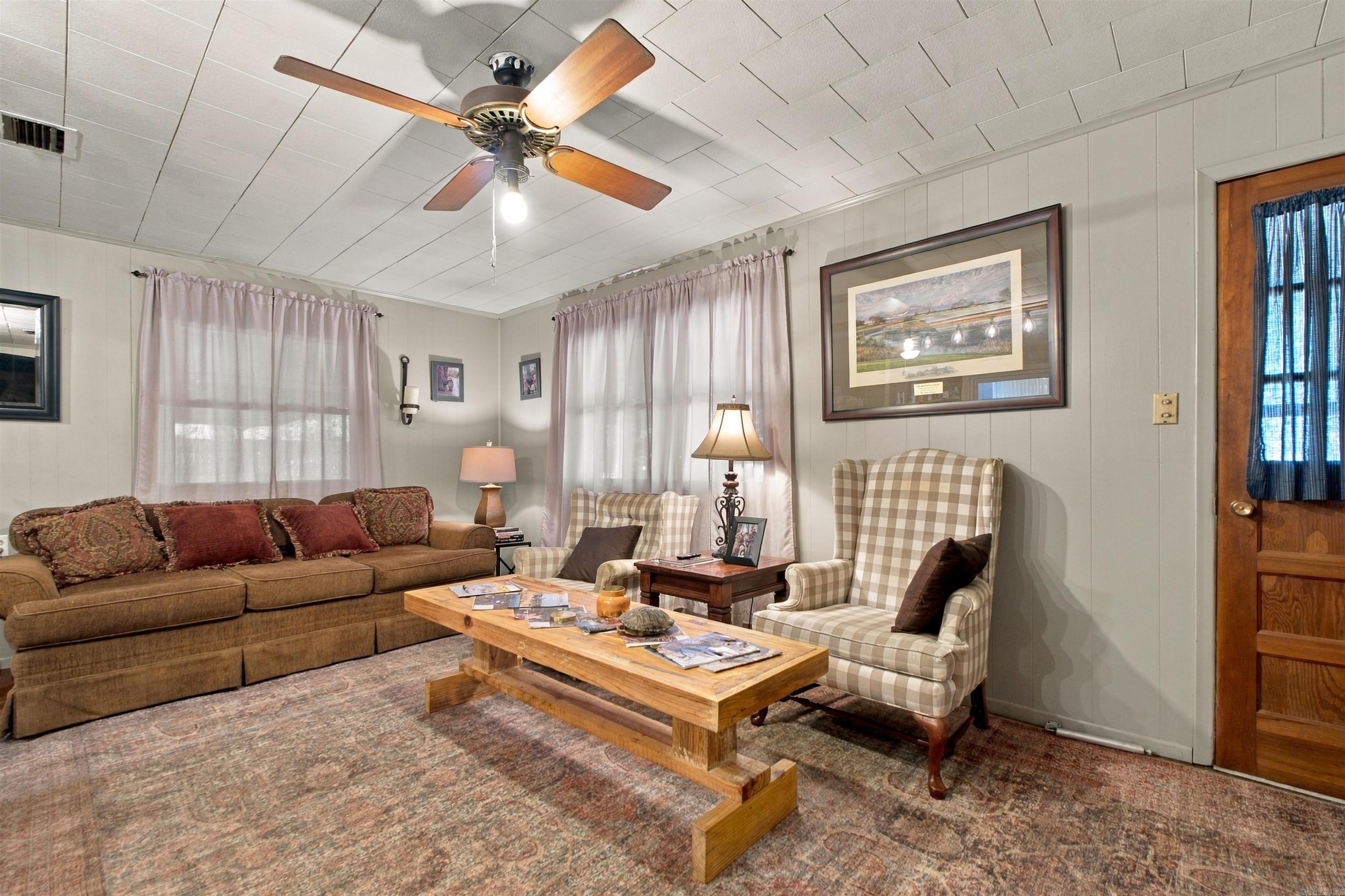147 4th Street Property Photo 11