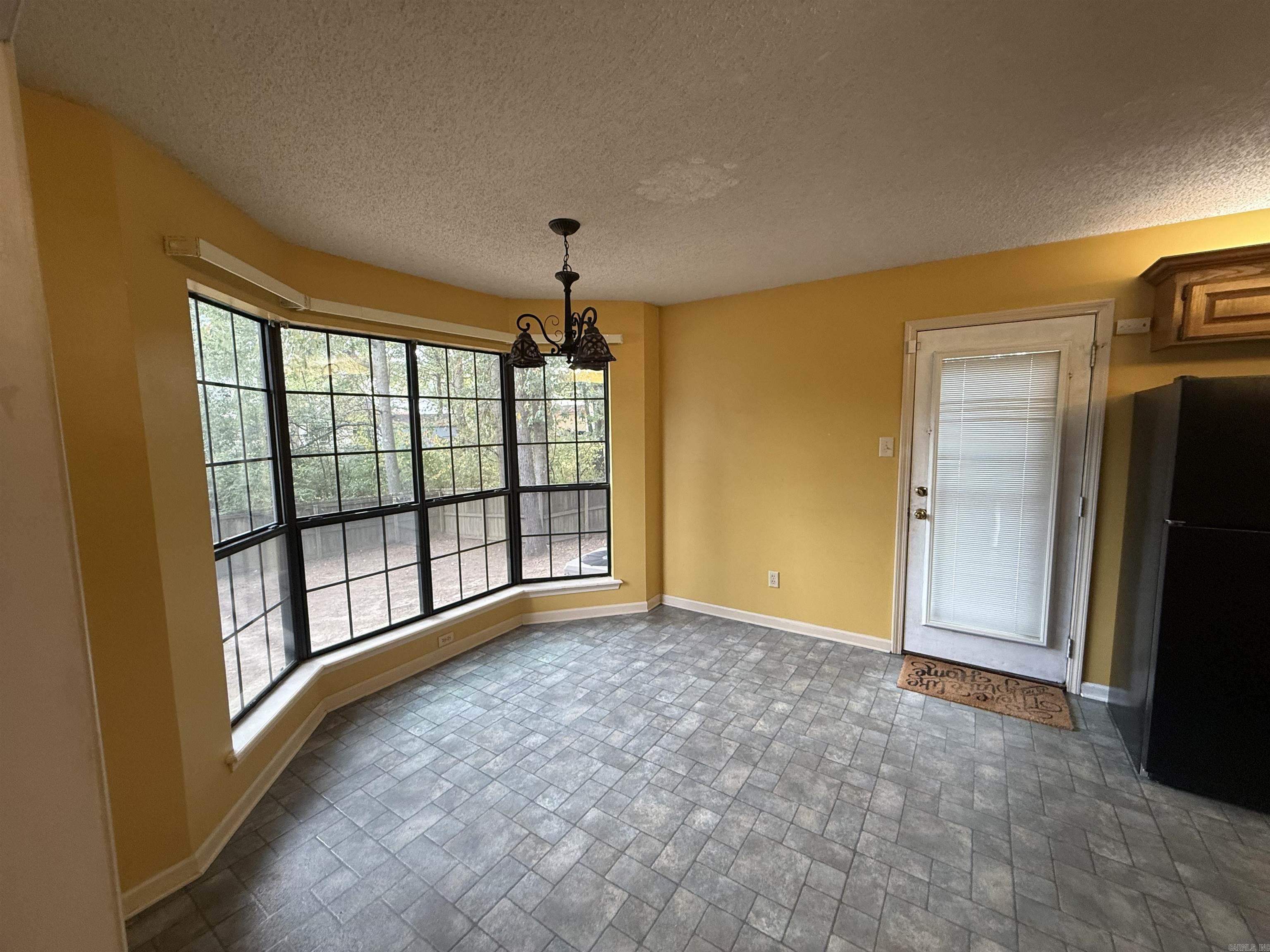 2611 Timbermist Drive Property Photo 5