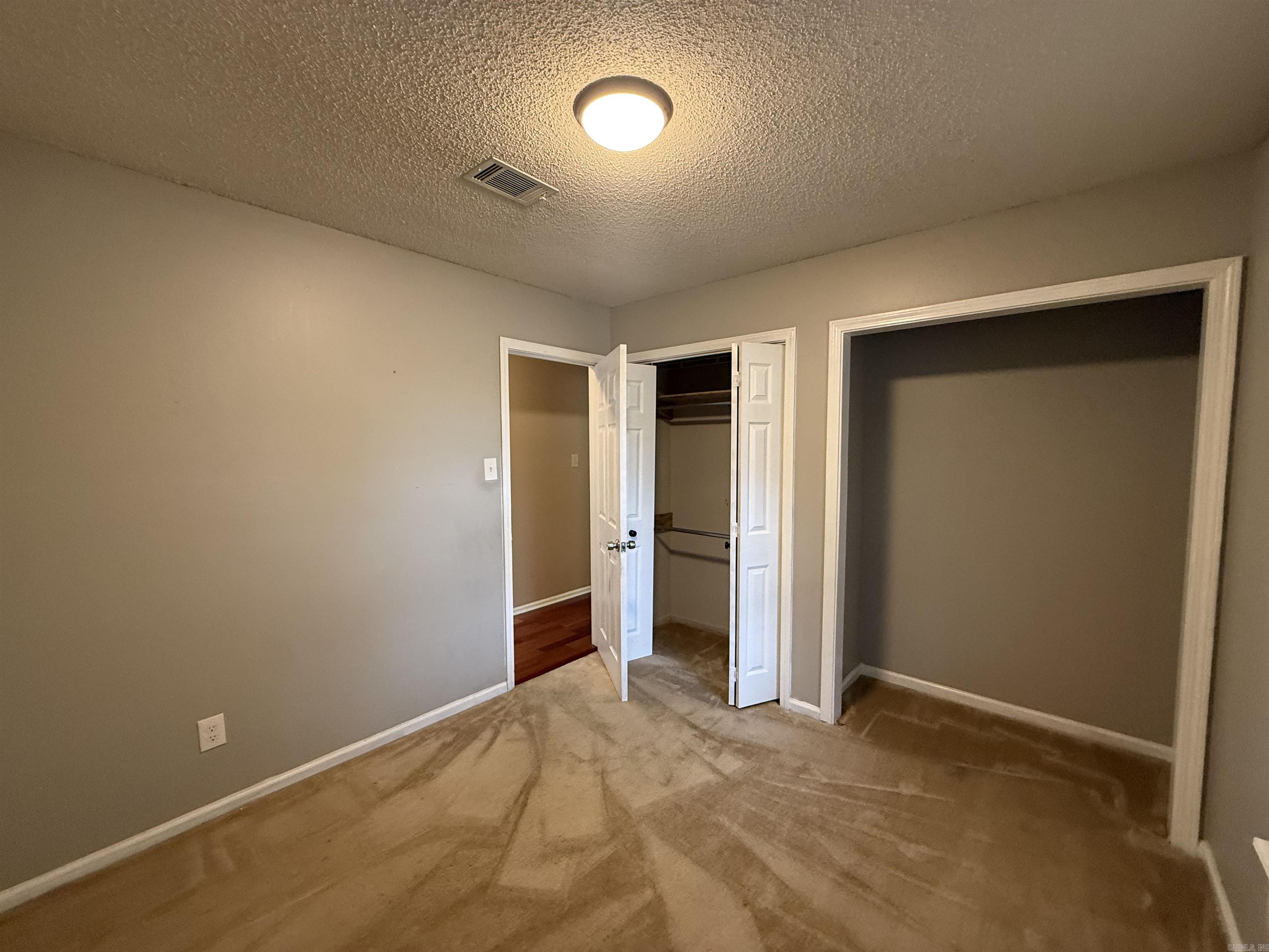 2611 Timbermist Drive Property Photo 17