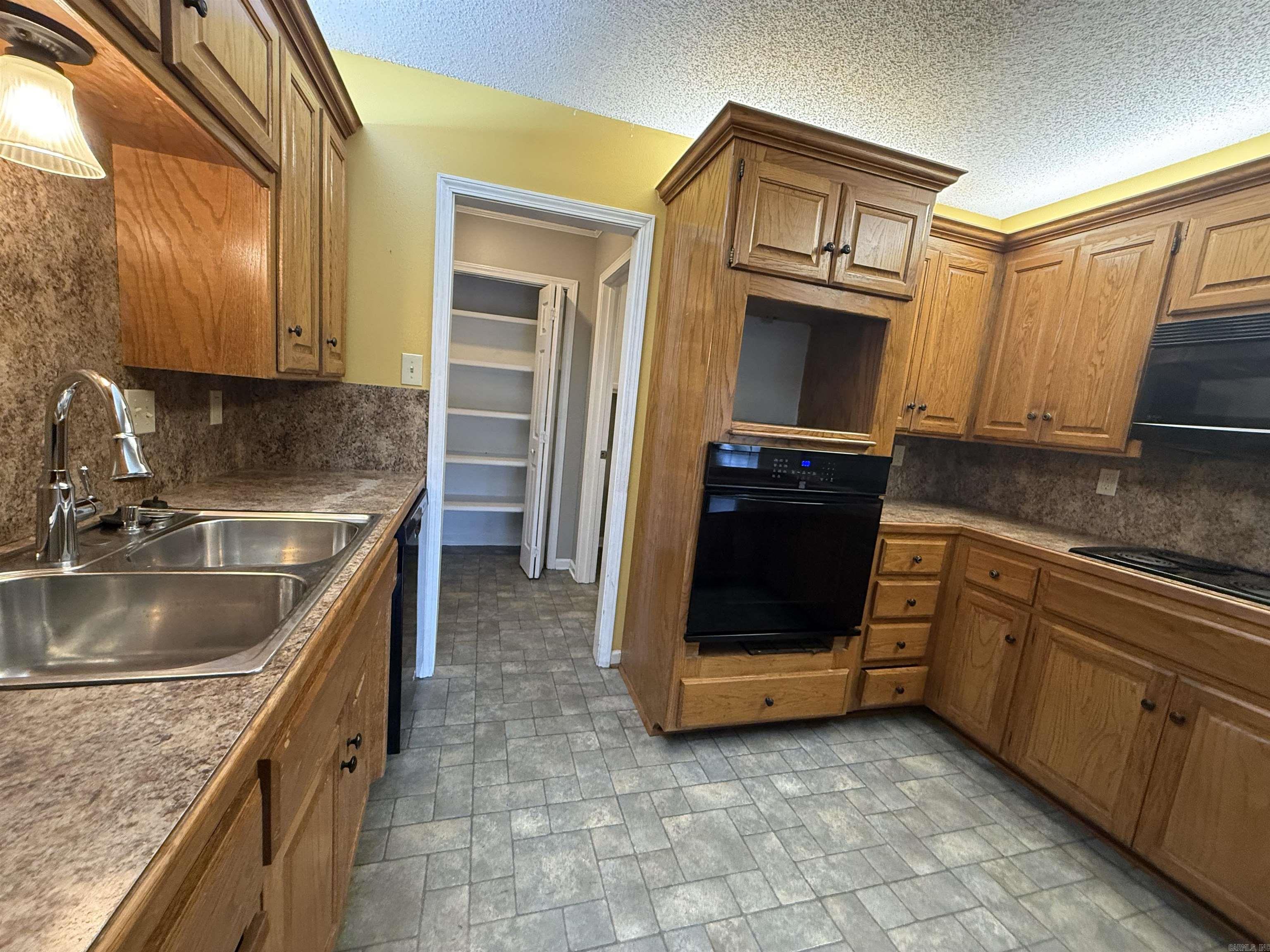 2611 Timbermist Drive Property Photo 20